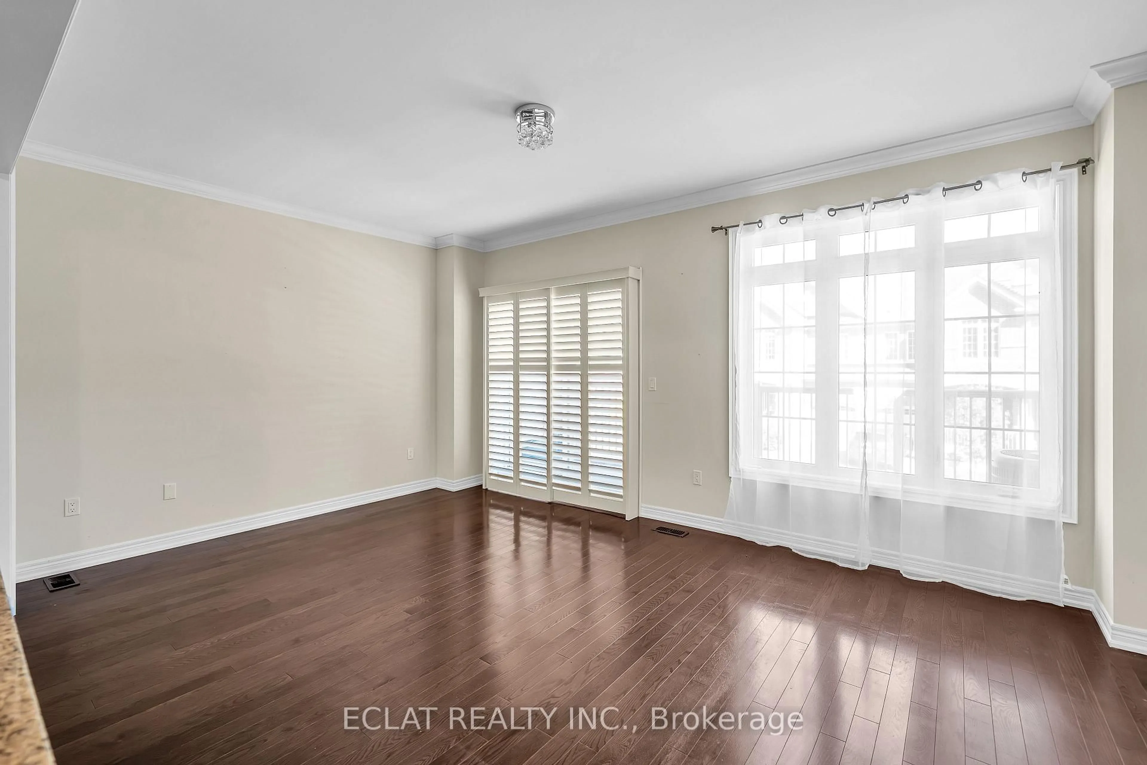 A pic of a room for 14 Aldridge Lane, Clarington Ontario L1B 0V6