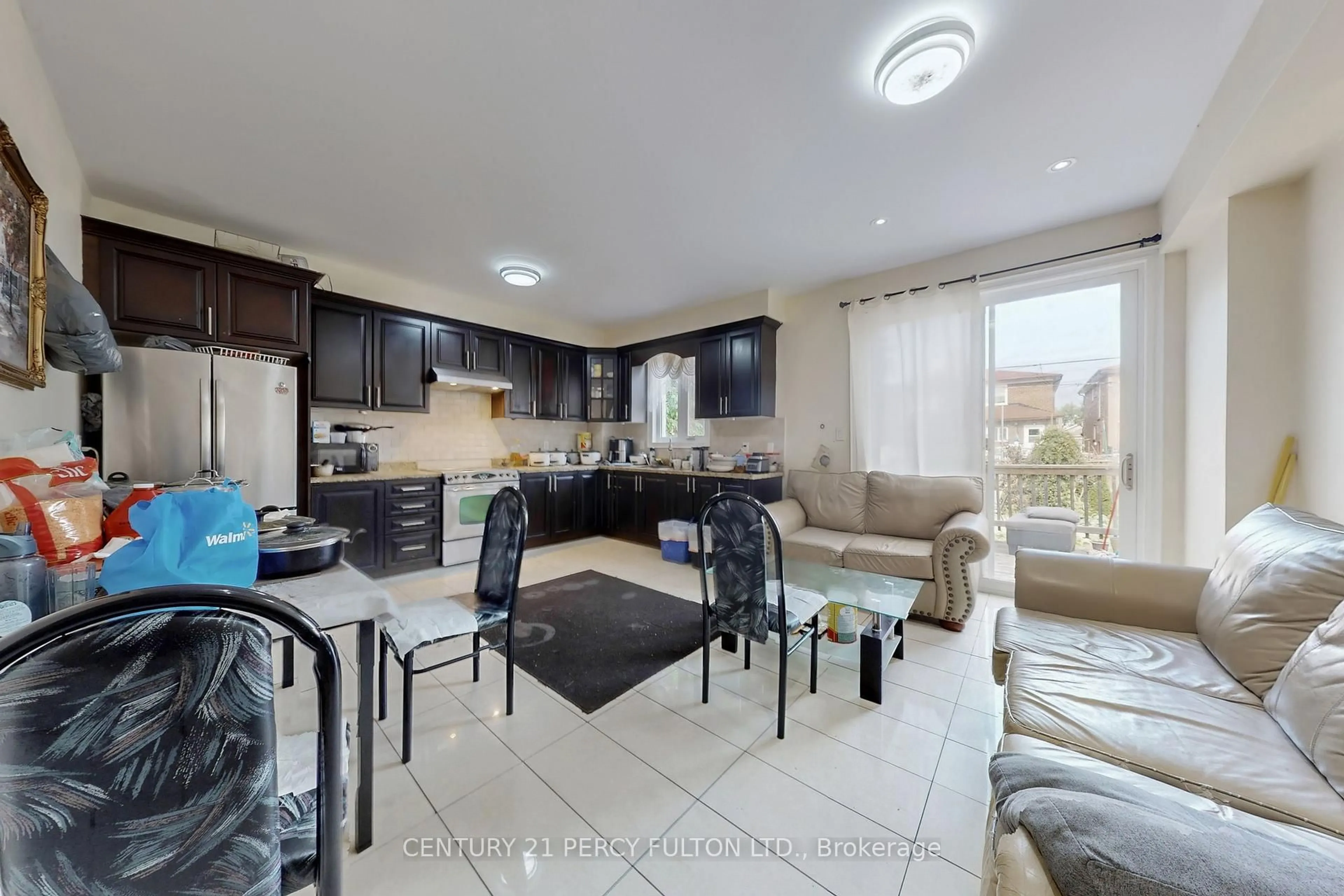 Open concept kitchen, ceramic/tile floor for 33 Wanstead Ave, Toronto Ontario M1L 3L3