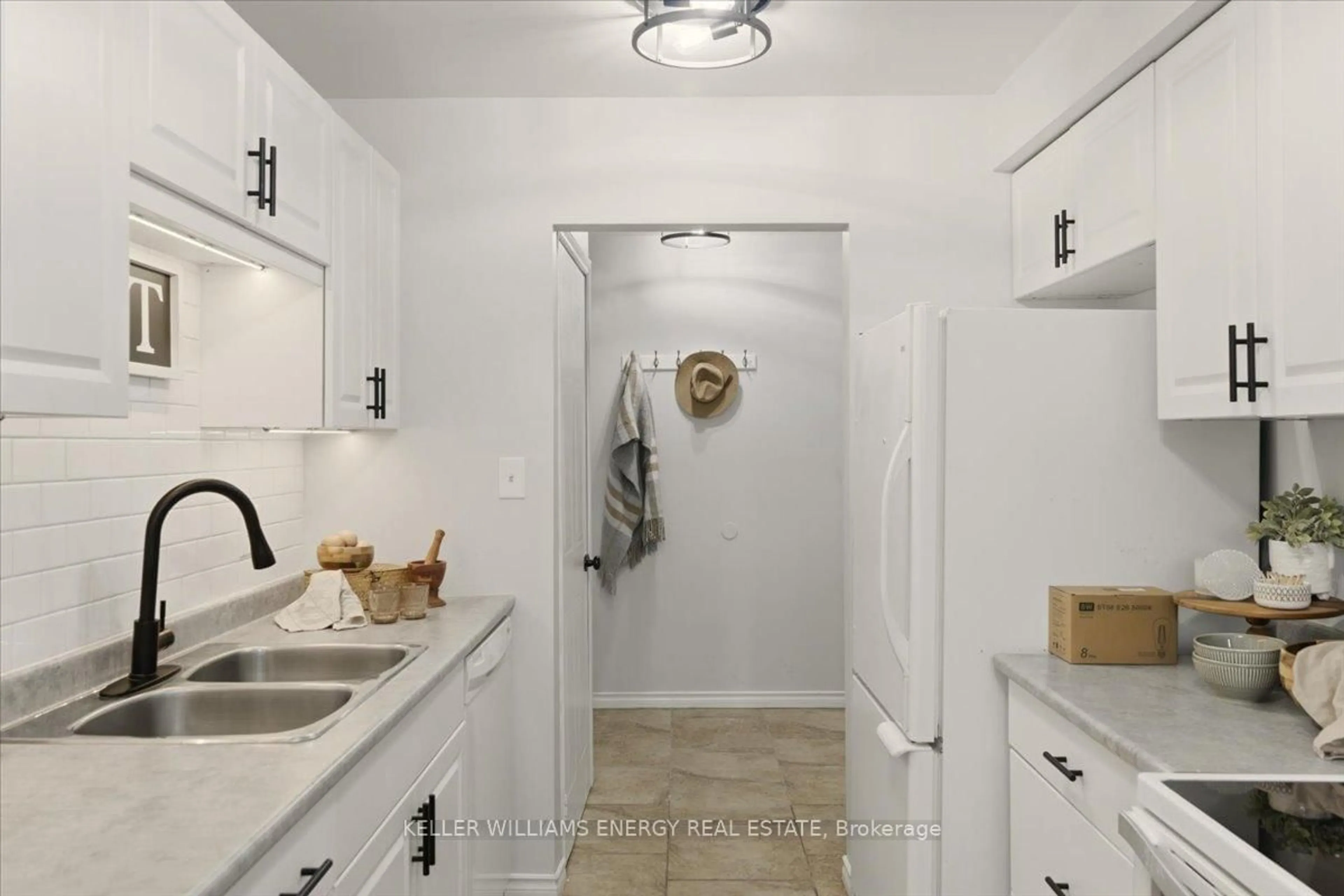 Laundry room for 120 Nonquon Rd #76, Oshawa Ontario L1G 7E6