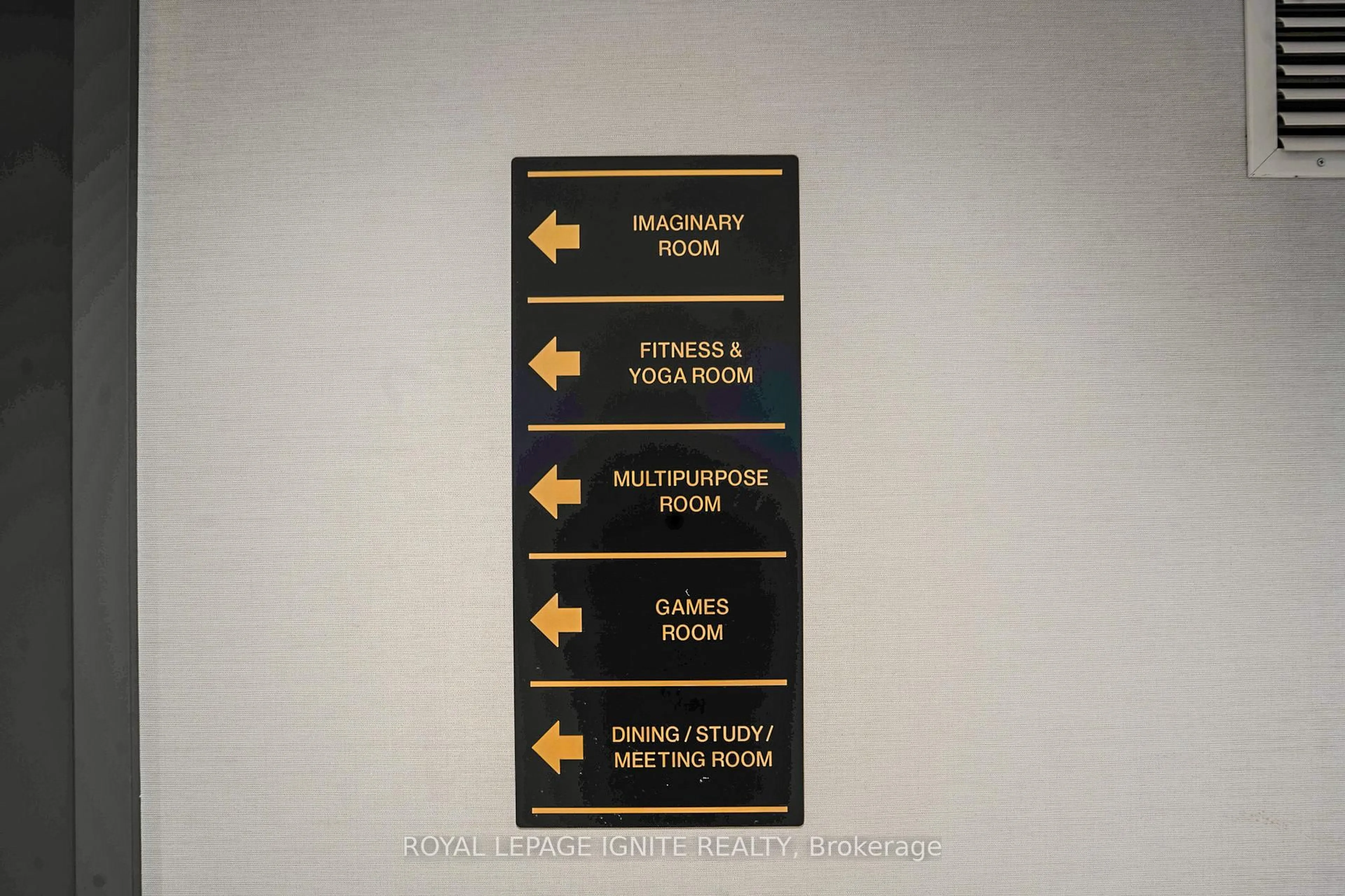 Gym or fitness room for 1010 Dundas St #519, Whitby Ontario L1N 2K2