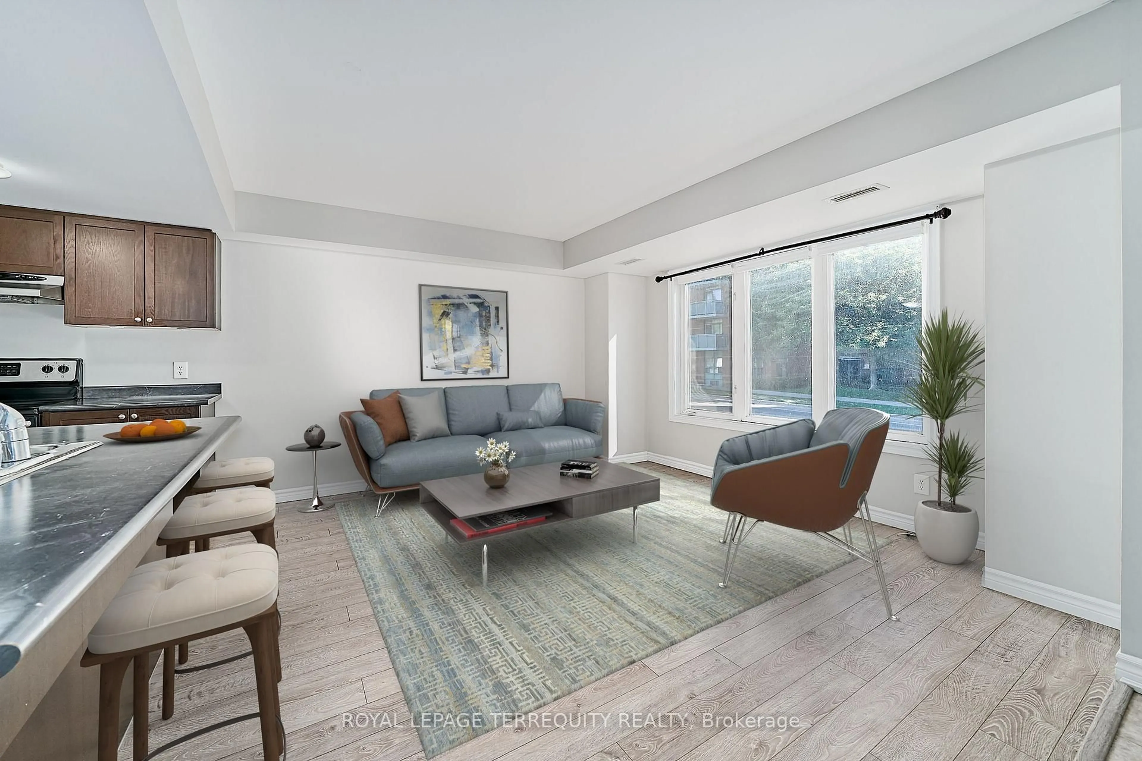 Living room with furniture, unknown for 140 Mary St, Oshawa Ontario L1G 5B9