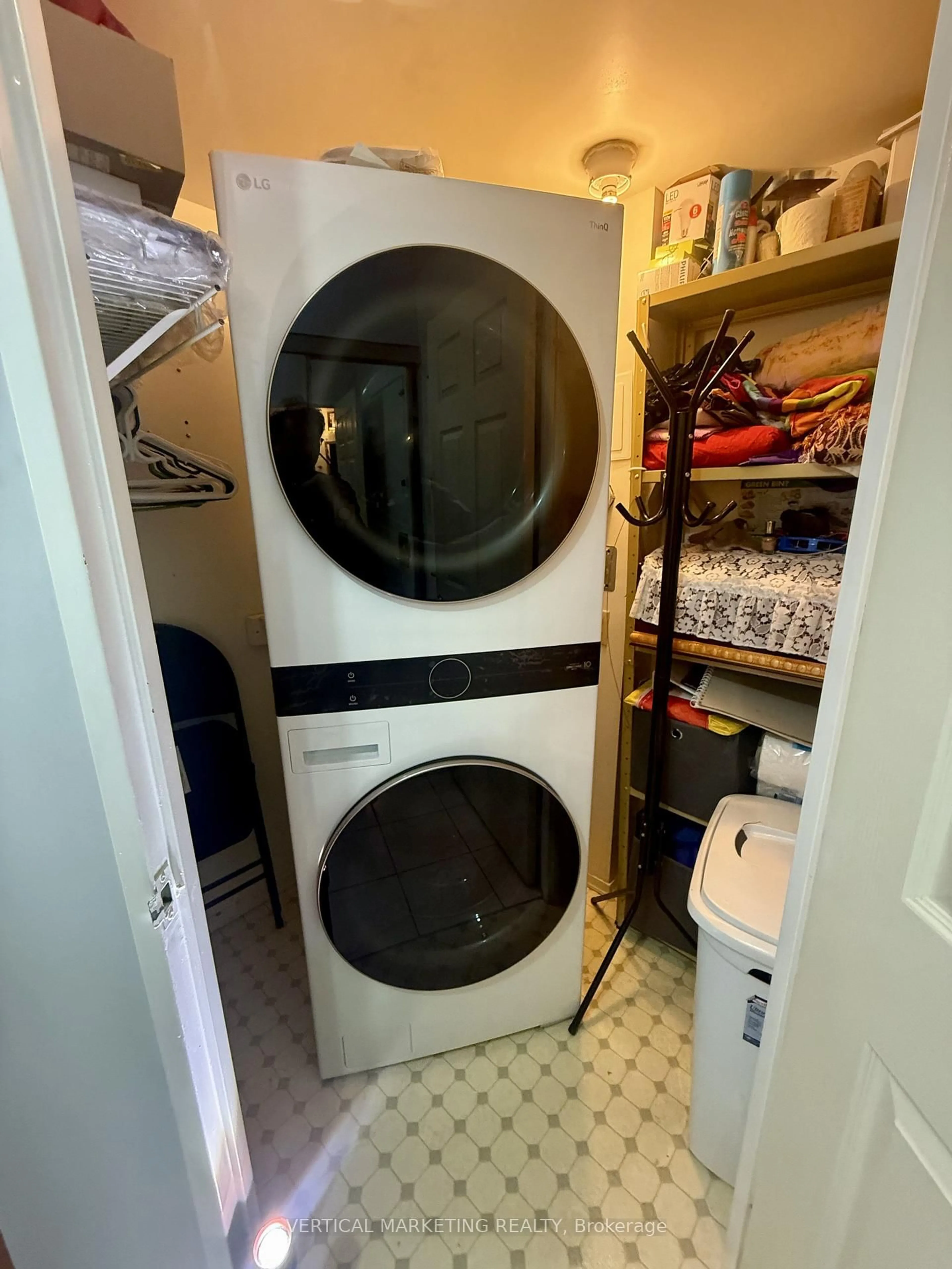 Laundry room for 3231 Eglinton Ave #1408B, Toronto Ontario M1J 3N5