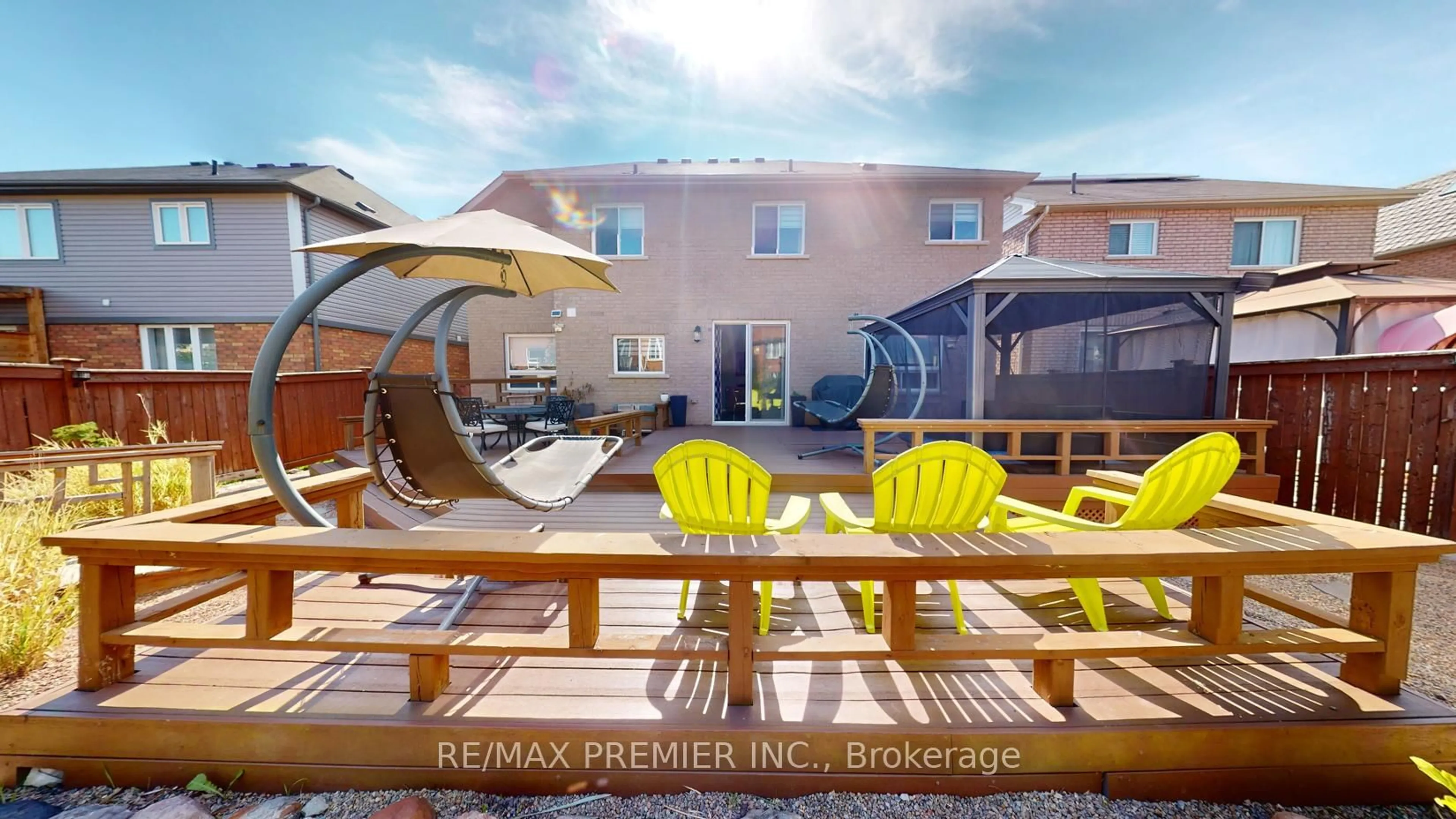 Patio, unknown for 2307 Pilgrim Sq, Oshawa Ontario L1L 0C2