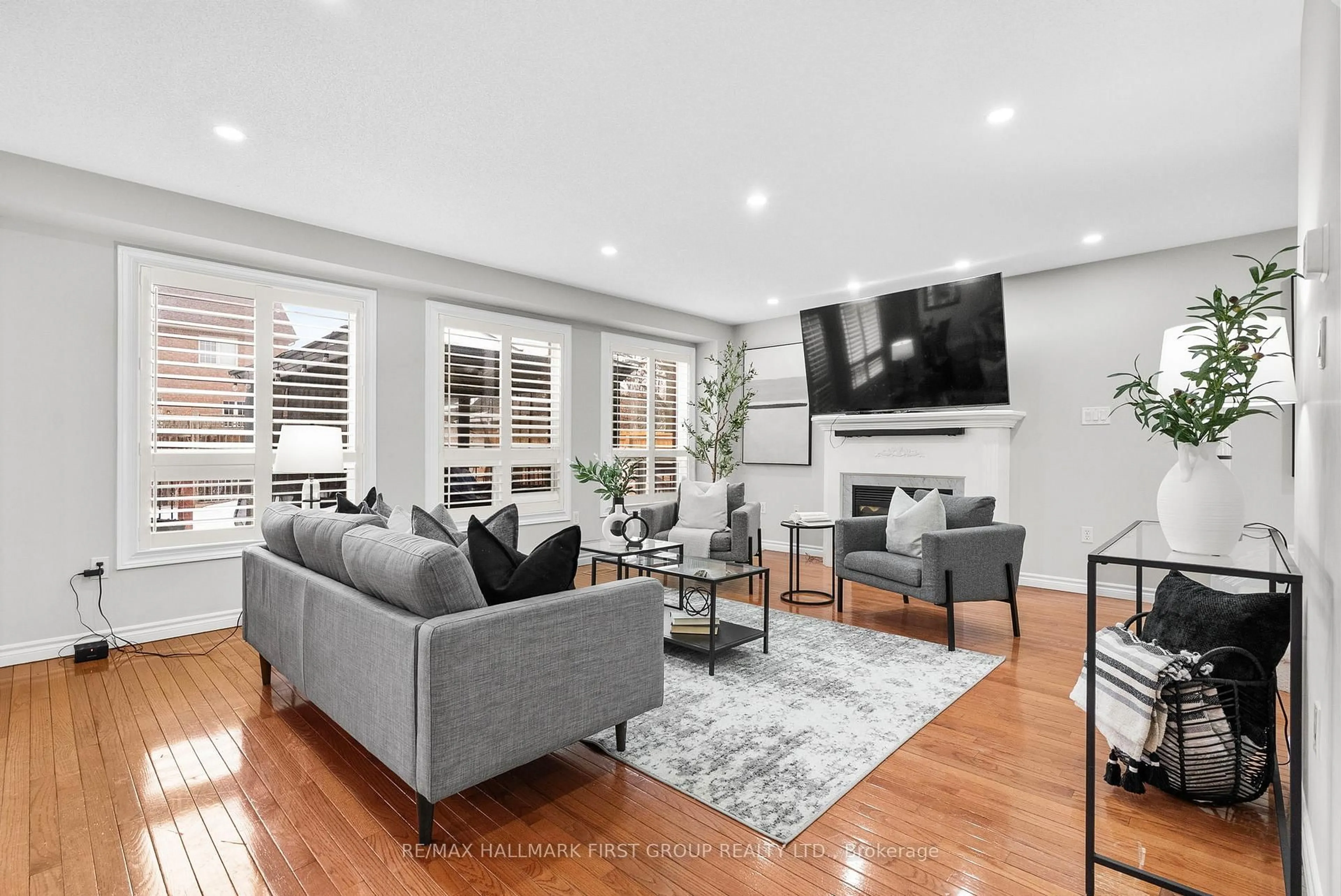 Living room with furniture, unknown for 574 Clearsky Ave, Oshawa Ontario L1K 2P7