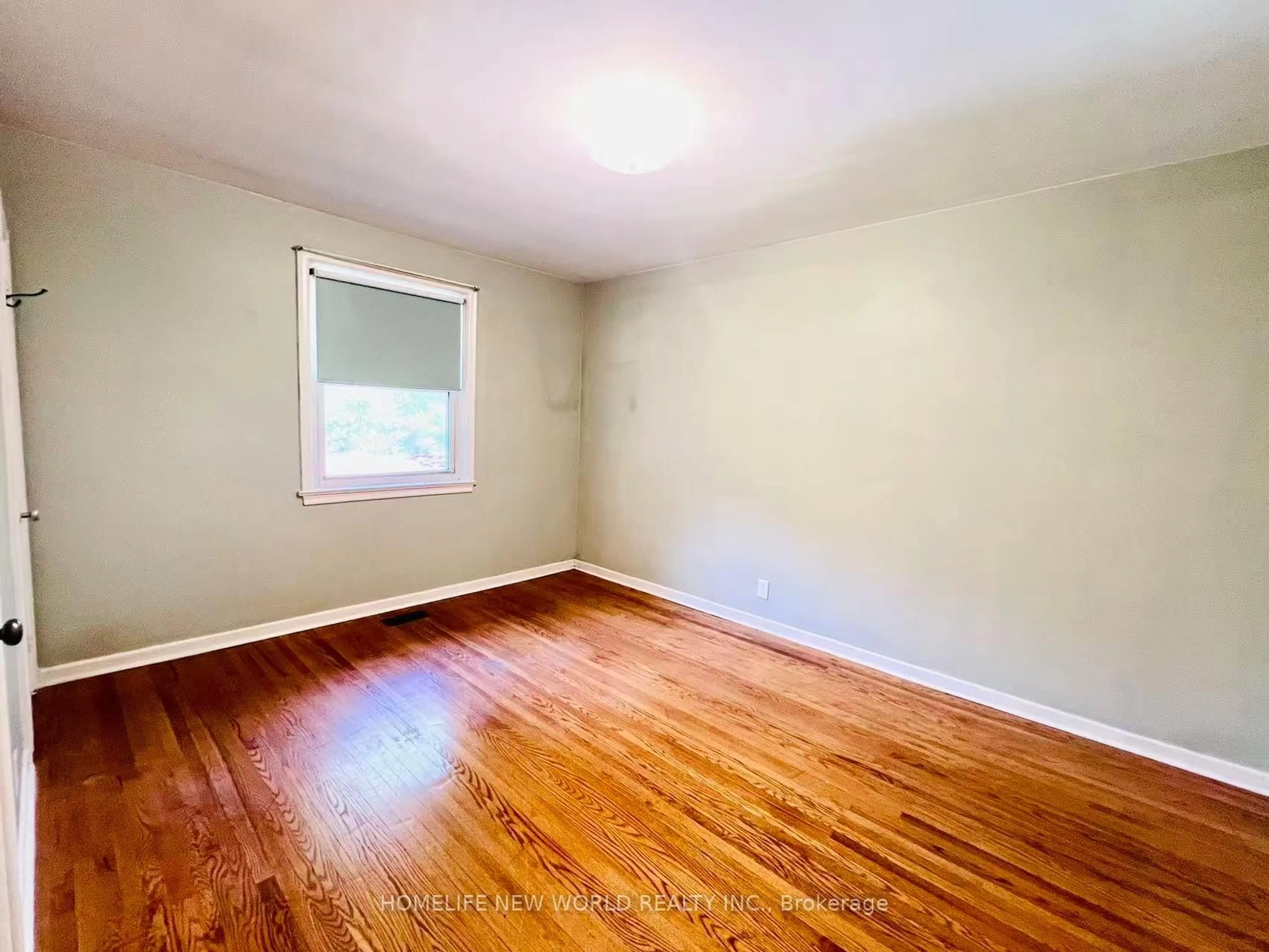 A pic of a room for 133 Budea Cres, Toronto Ontario M1R 4W2