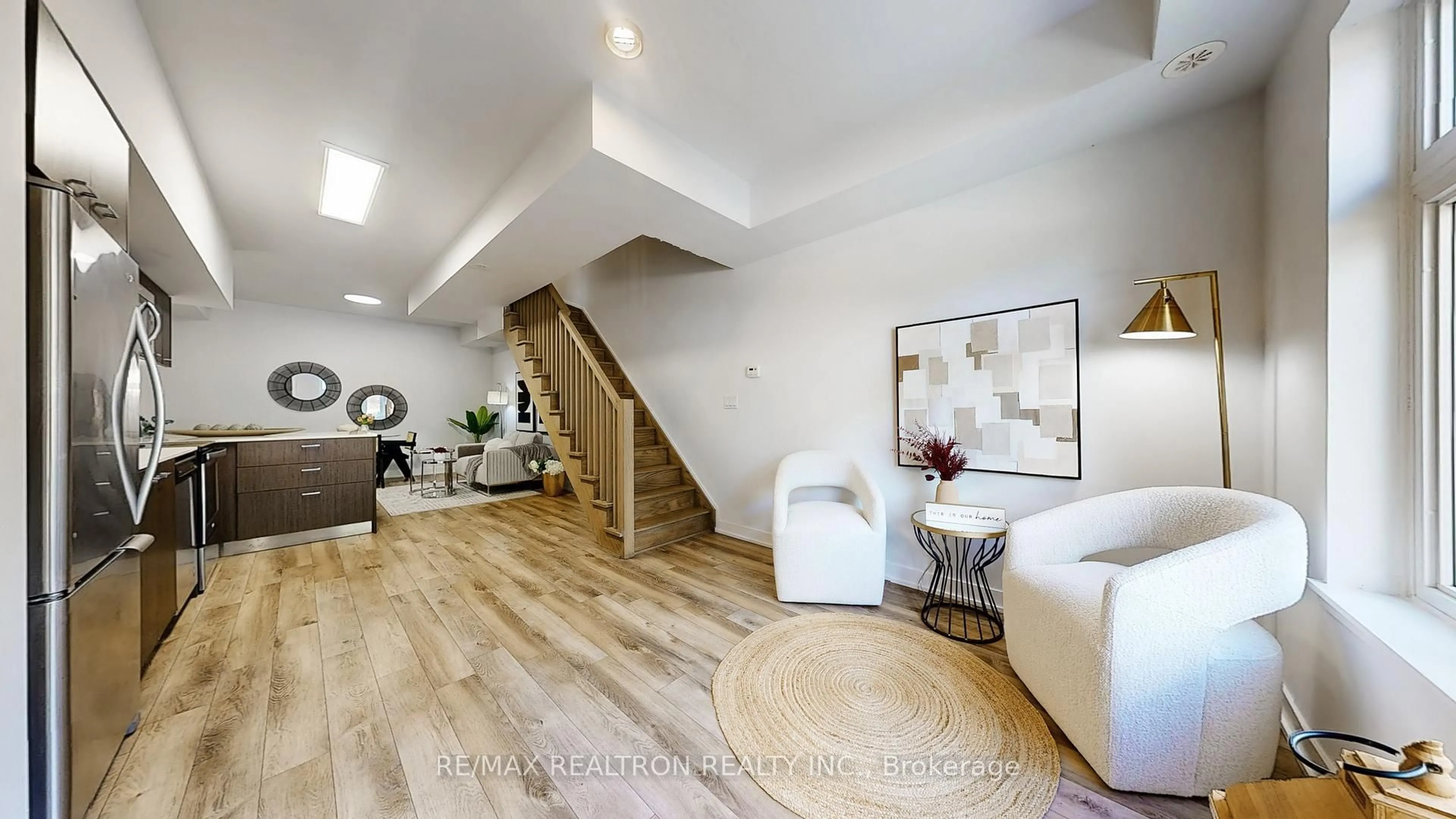 Unknown for 20 Echo Pt #131, Toronto Ontario M1W 0A7