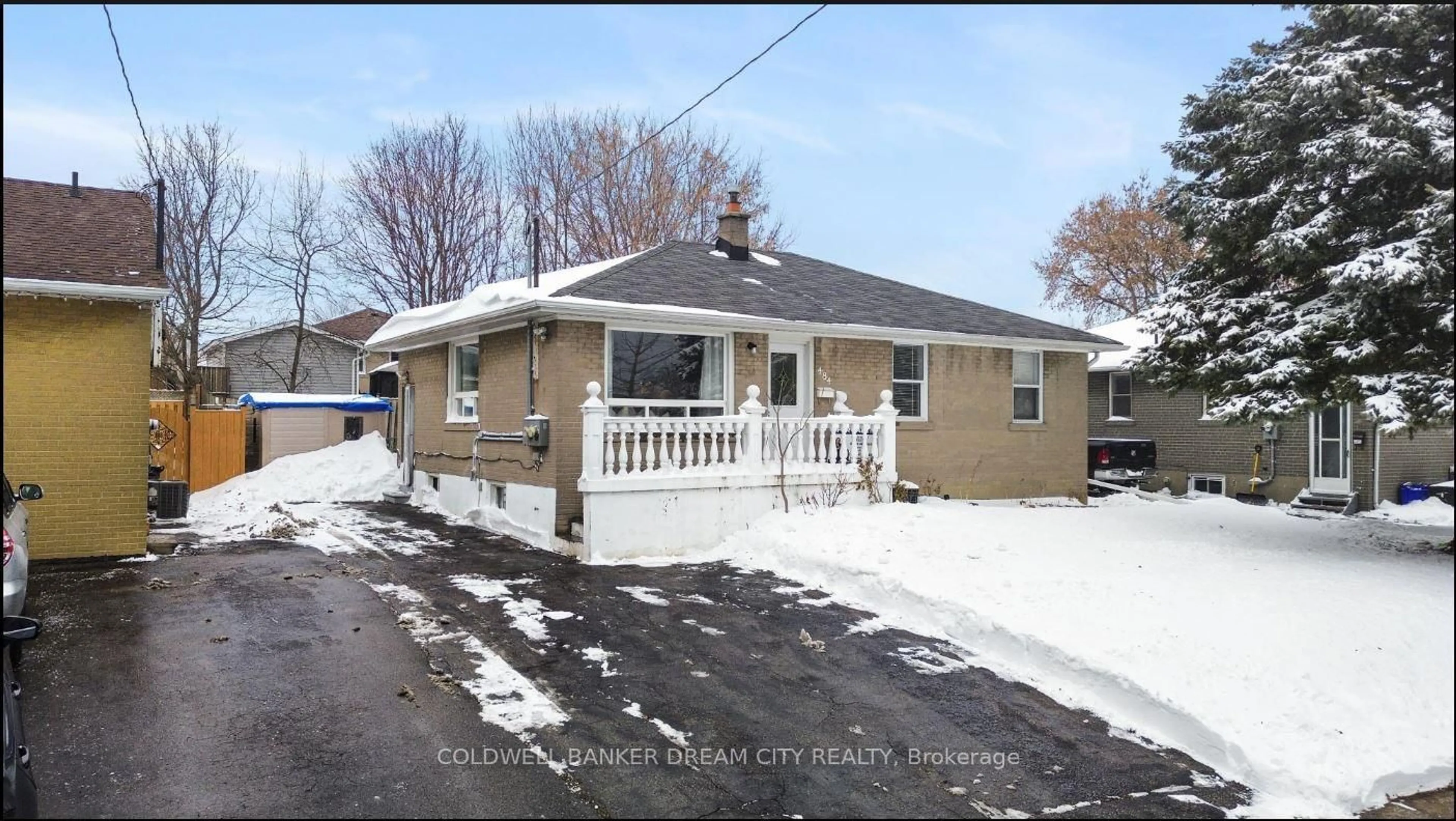 Home with vinyl exterior material, street for 484 Phillip Murray Ave, Oshawa Ontario L1J 1H5