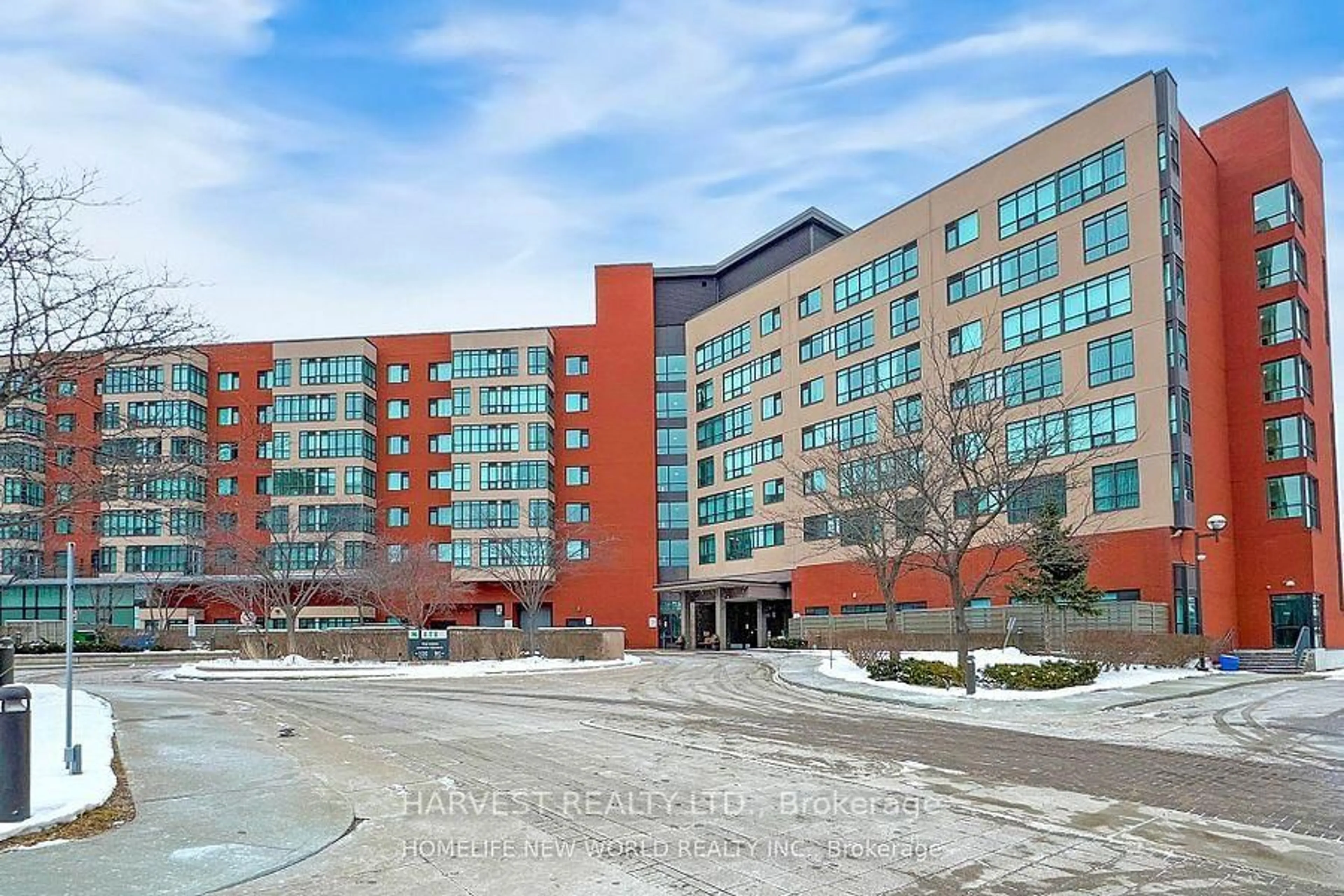 Indoor foyer for 90 Scottfield Dr #108, Toronto Ontario M1S 5W4