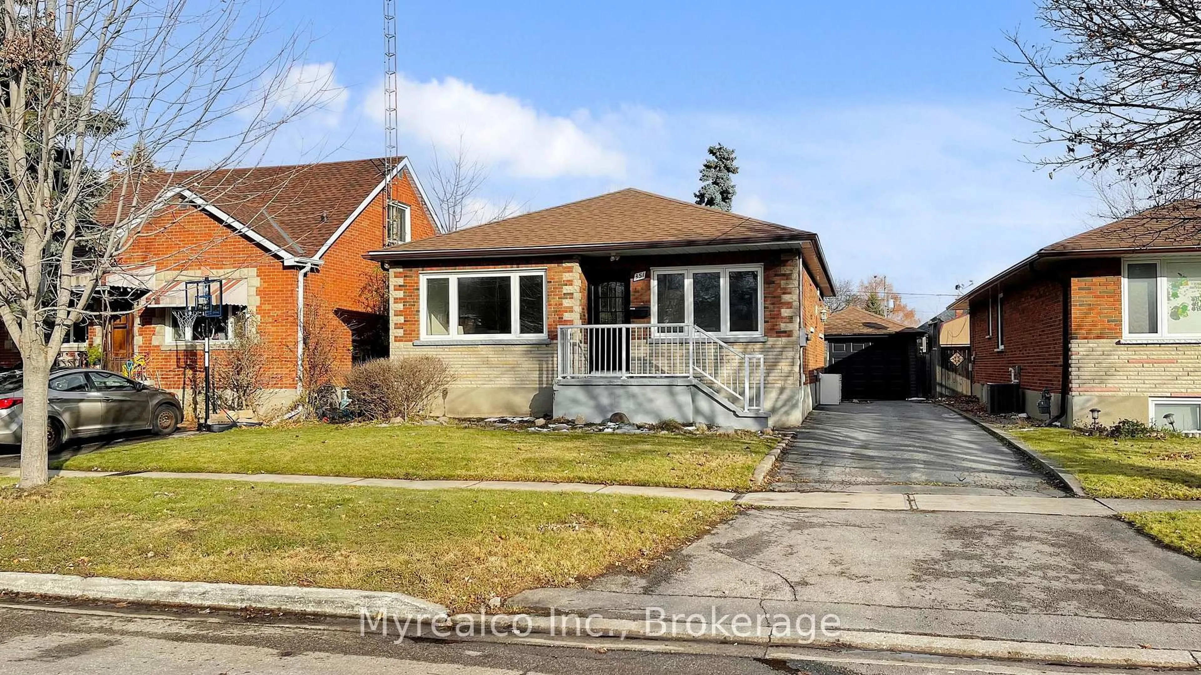 Home with brick exterior material, street for 351 Lasalle Ave, Oshawa Ontario L1H 5Y8