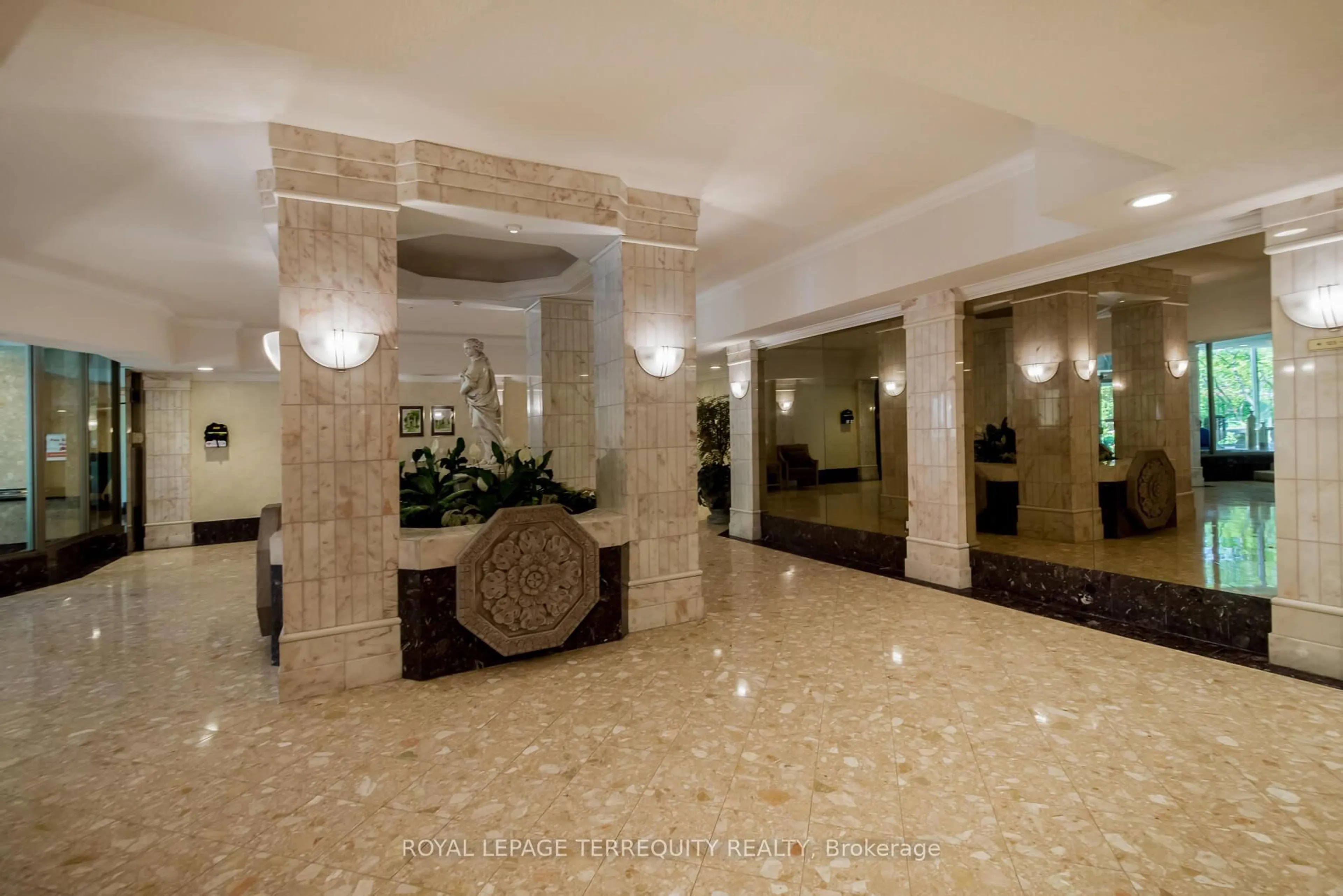 Lobby for 10 Guildwood Pkwy #629, Toronto Ontario M1E 5B6