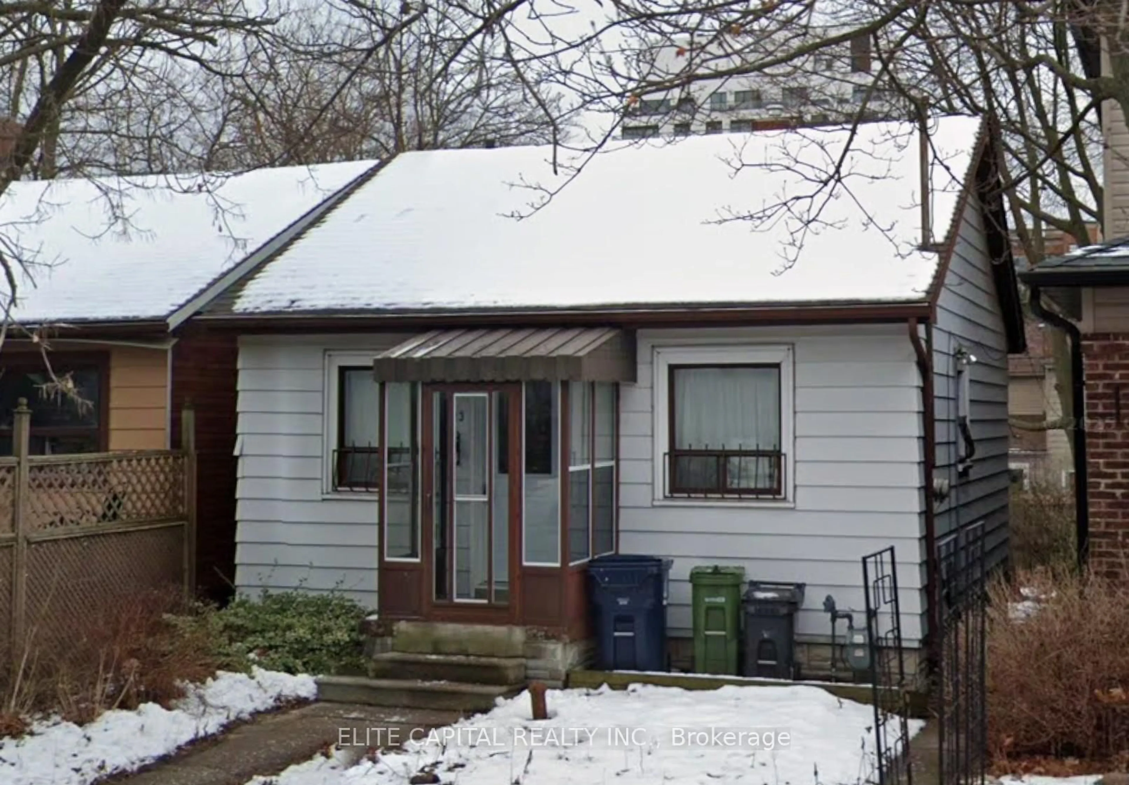 Home with vinyl exterior material, street for 23 Beachdale Ave, Toronto Ontario M1N 1V7