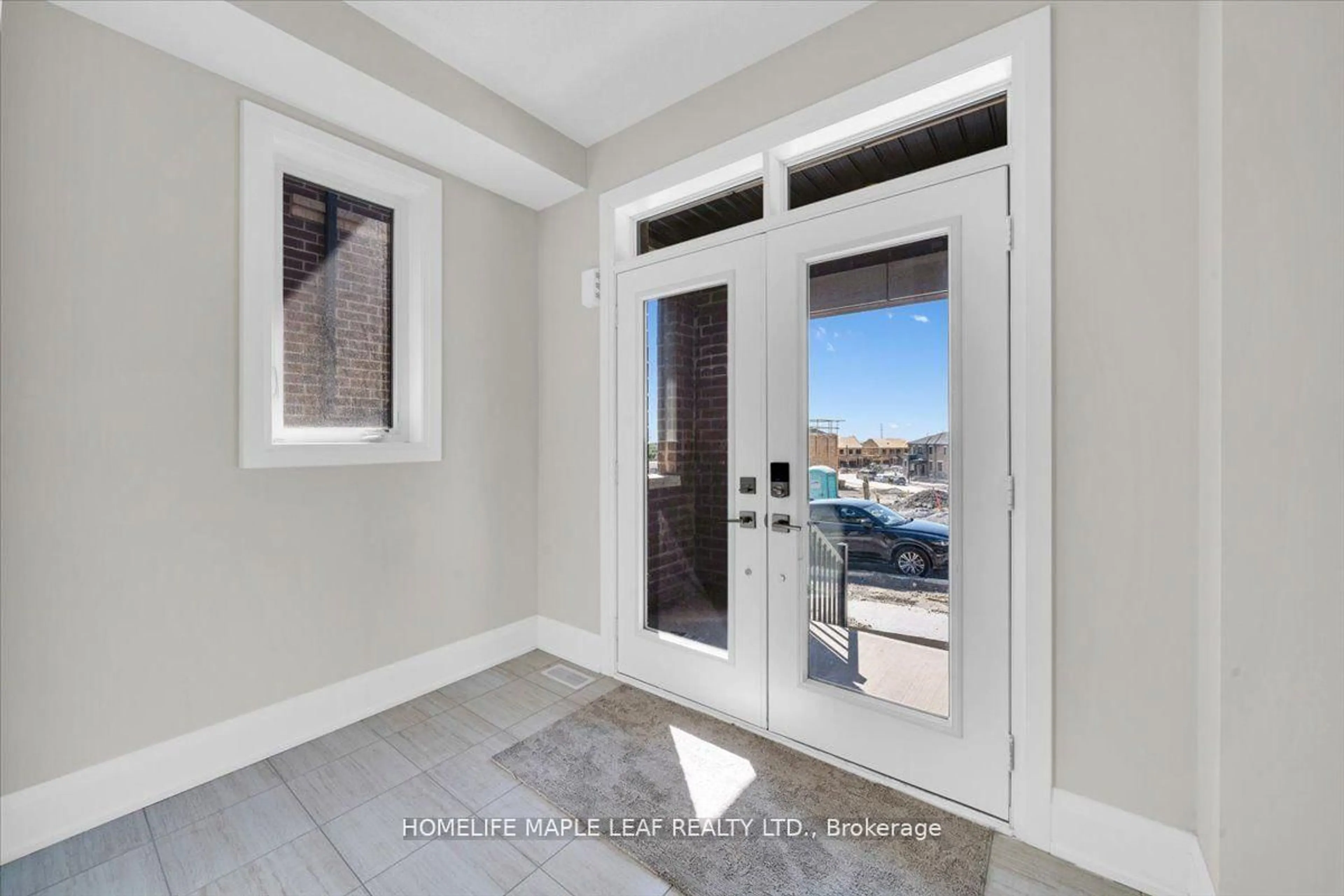 Indoor entryway for 1242 Talisman Manr, Pickering Ontario L1X 0R8