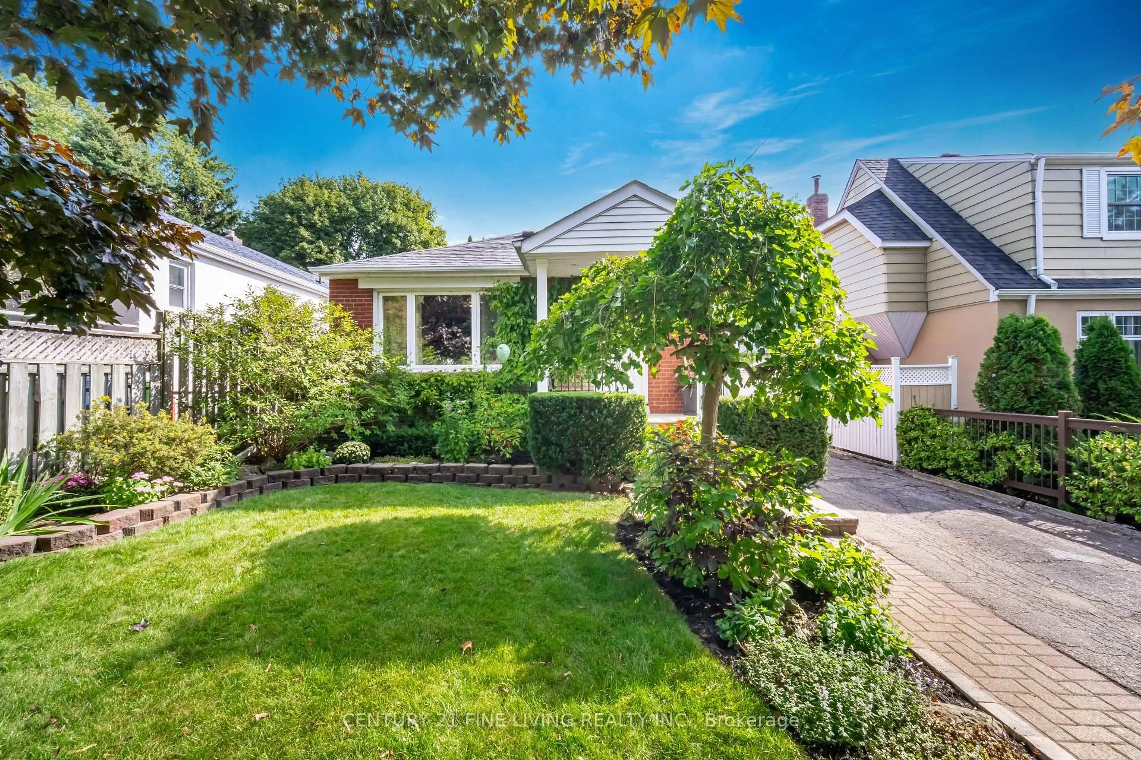 Unknown for 151 Brooklawn Ave, Toronto Ontario M1M 2P8