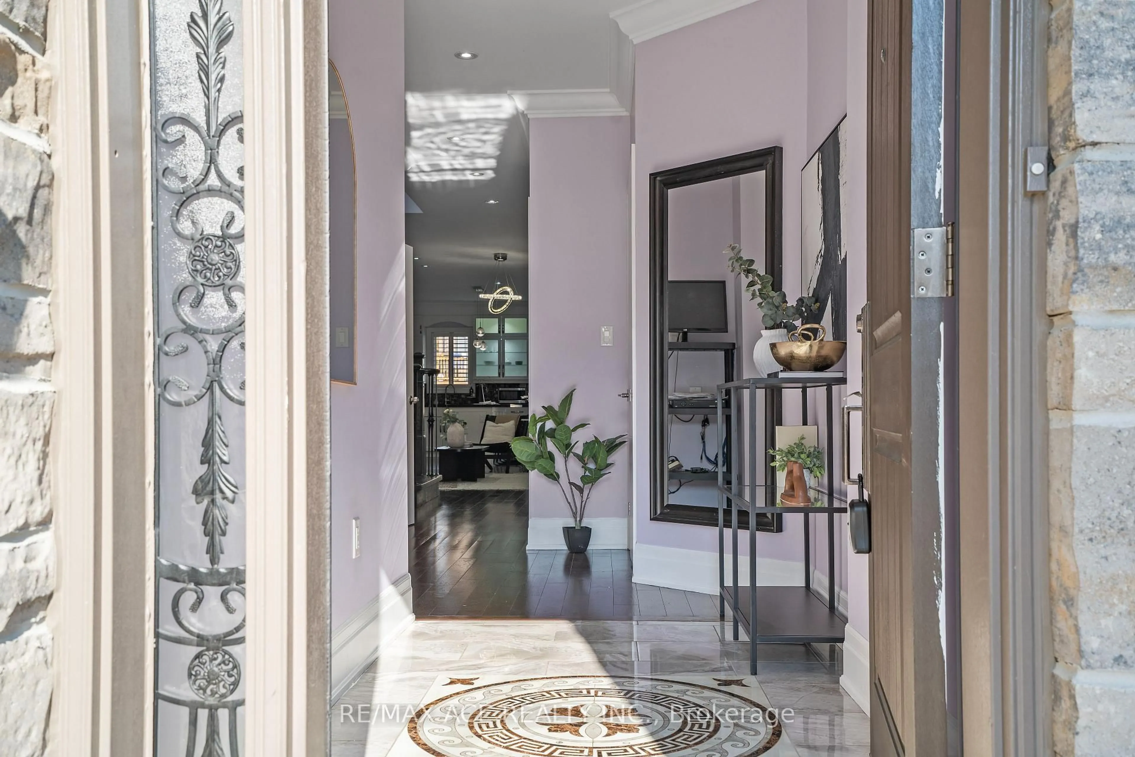 Indoor foyer for 71 August Ave, Toronto Ontario M1L 3N1