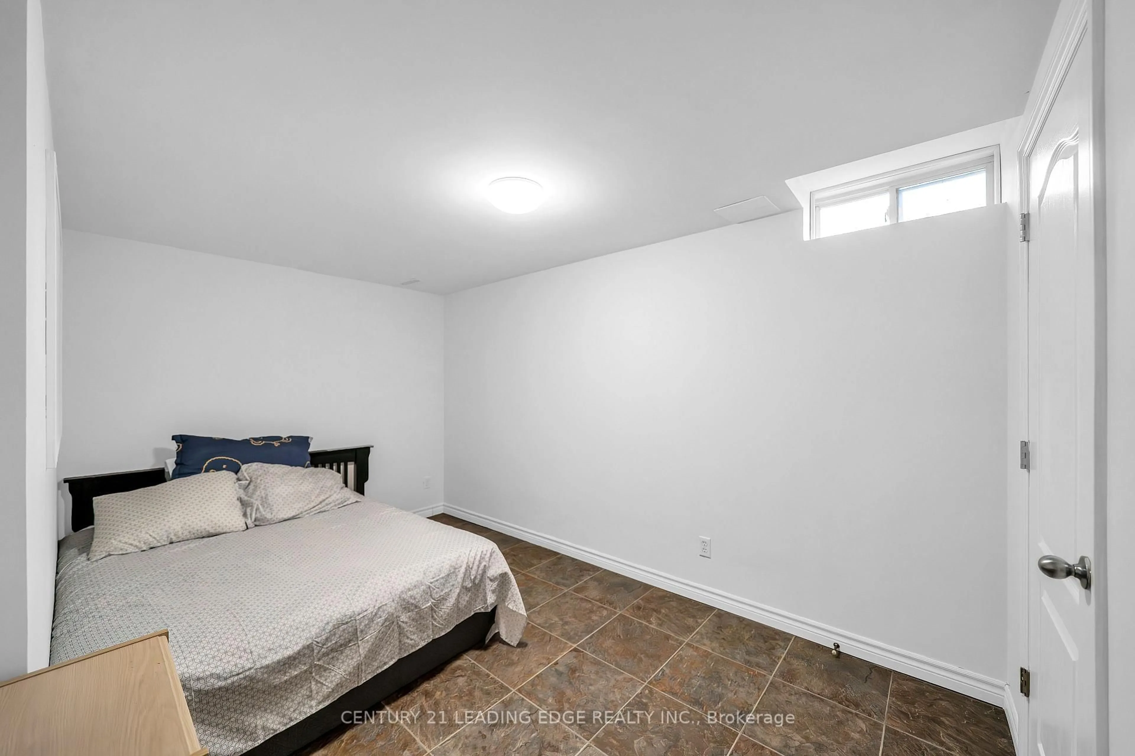 A pic of a room for 332 Swindells St, Clarington Ontario L1C 5G9