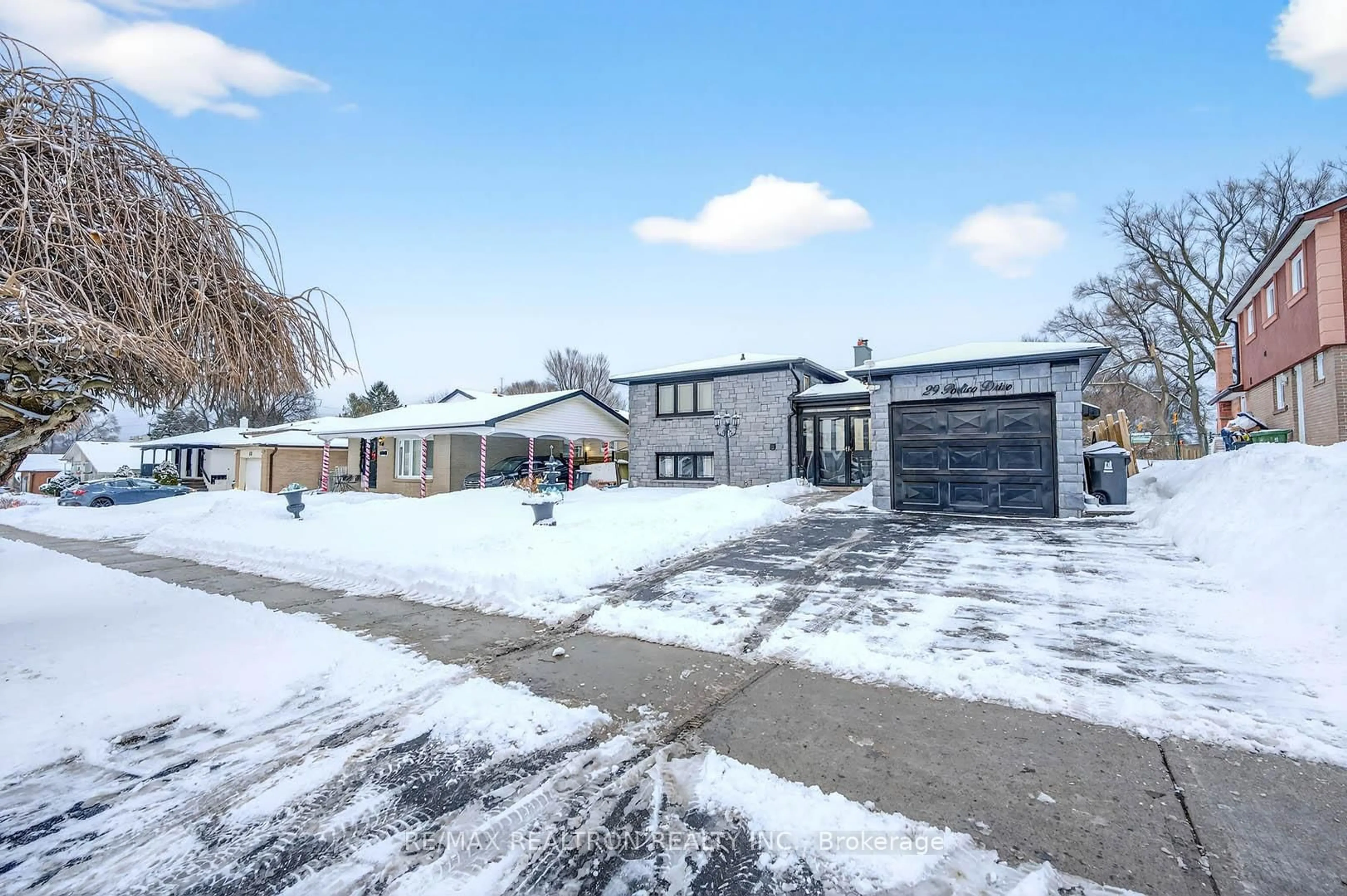 Unknown for 29 Portico Dr, Toronto Ontario M1G 3R5