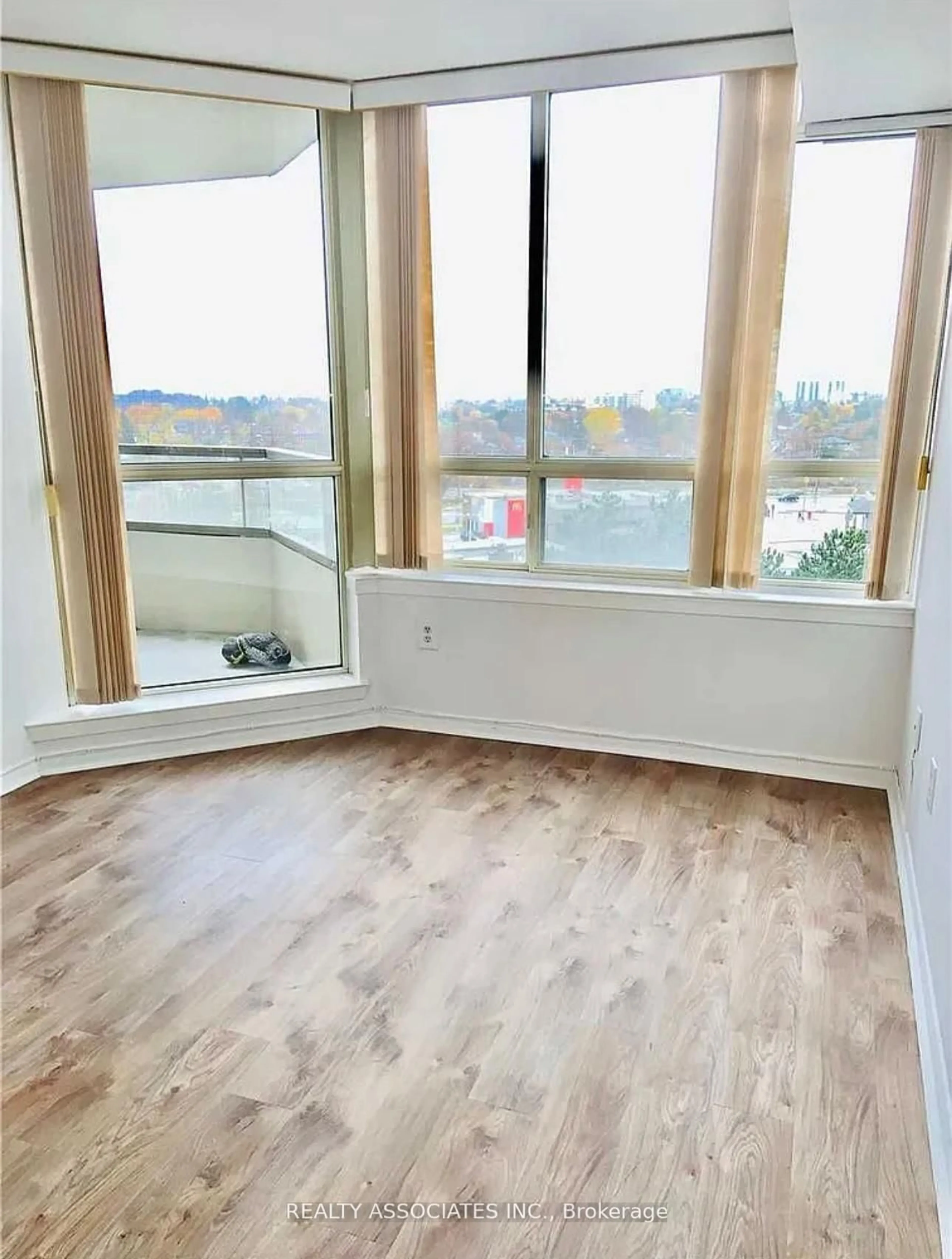 A pic of a room for 3 Greystone Walk Dr #734, Toronto Ontario M1K 5J4