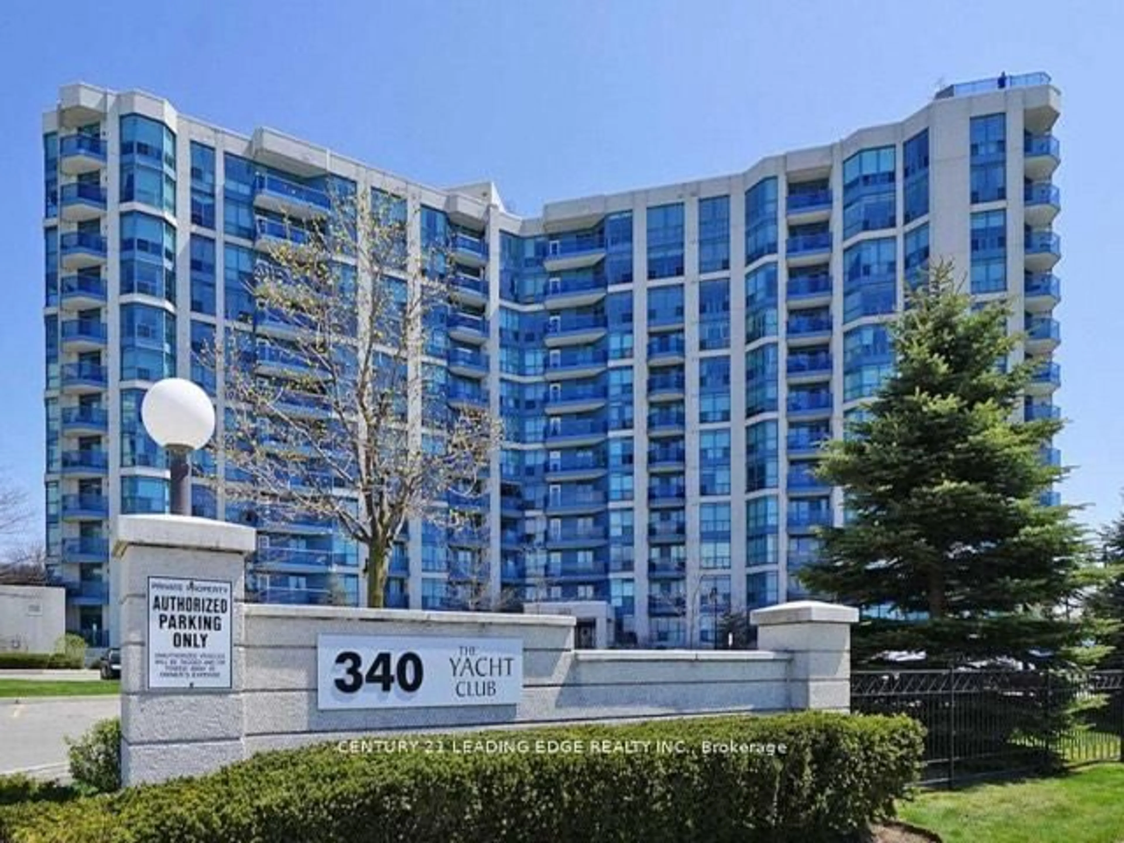 Indoor foyer for 340 Watson St #318, Whitby Ontario L1N 9G1