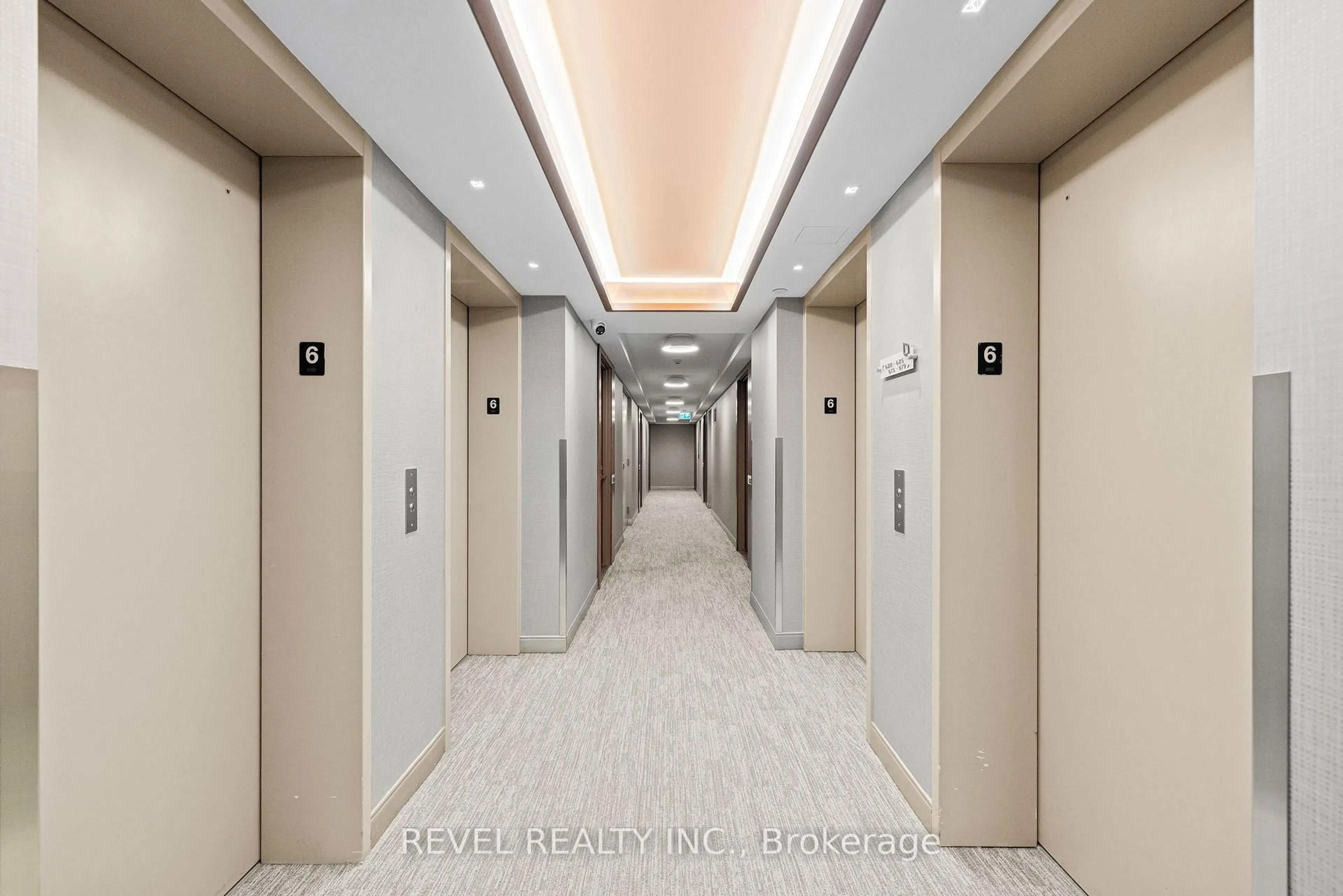 Indoor foyer for 275 VILLAGE GREEN Sq #619, Toronto Ontario M1S 0L8