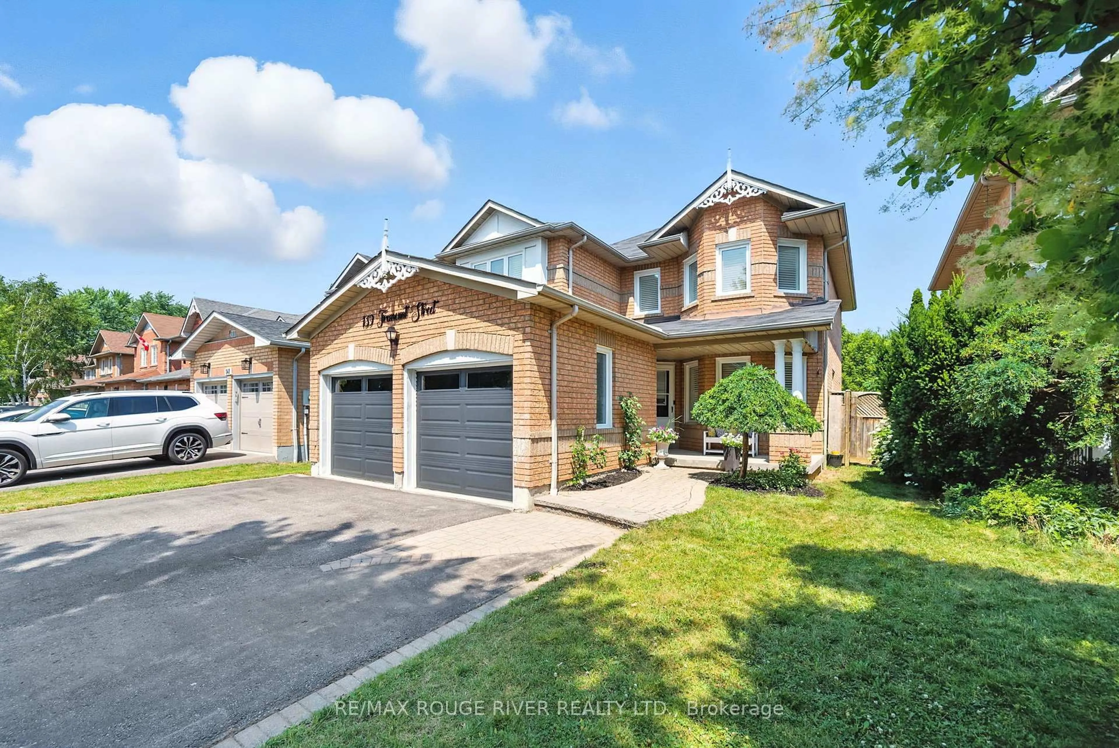 Home with brick exterior material, street for 139 Tremount St, Whitby Ontario L1M 1E9