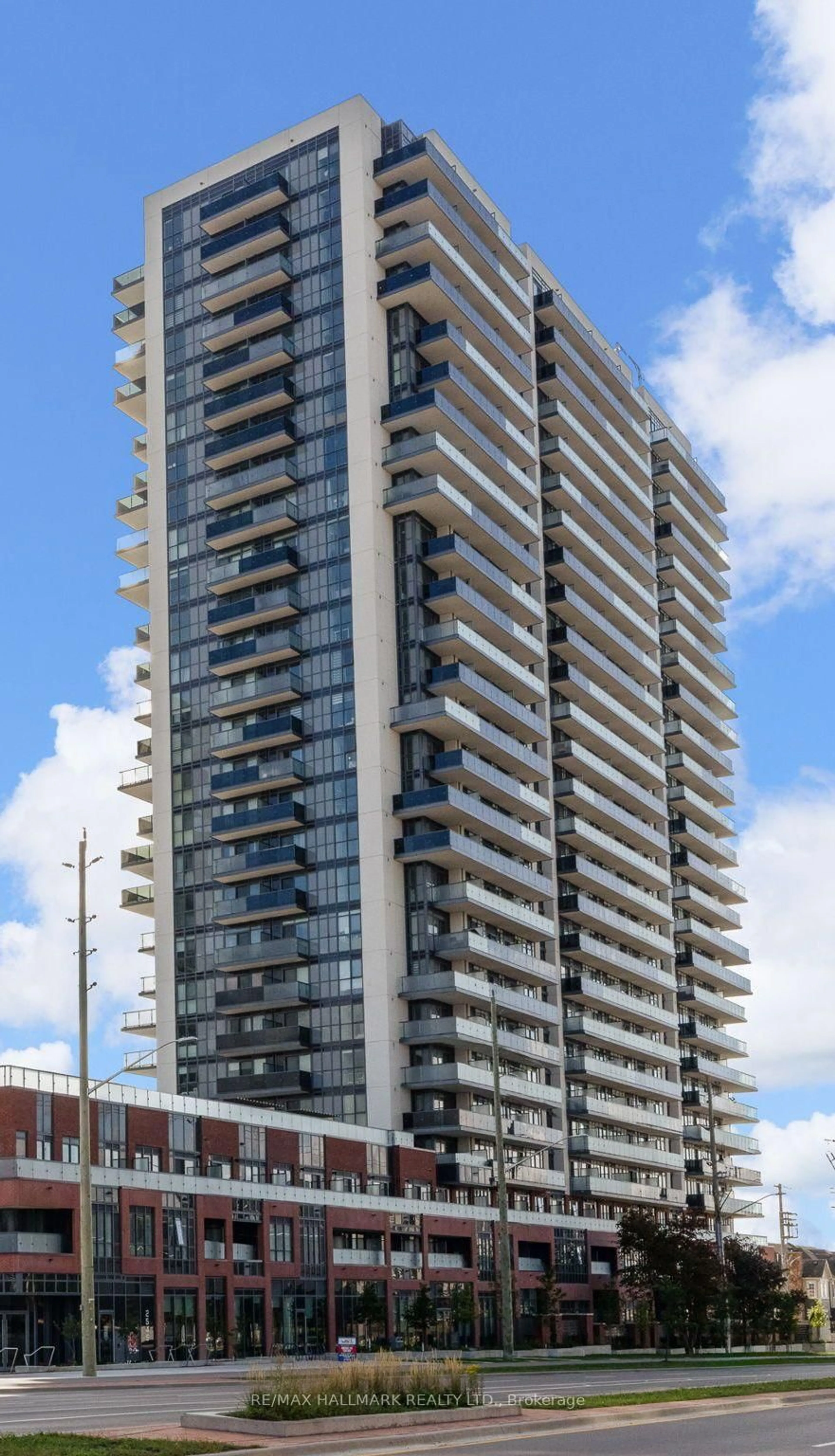 Unknown for 2545 Simcoe St #PH20, Oshawa Ontario L1H 7K4