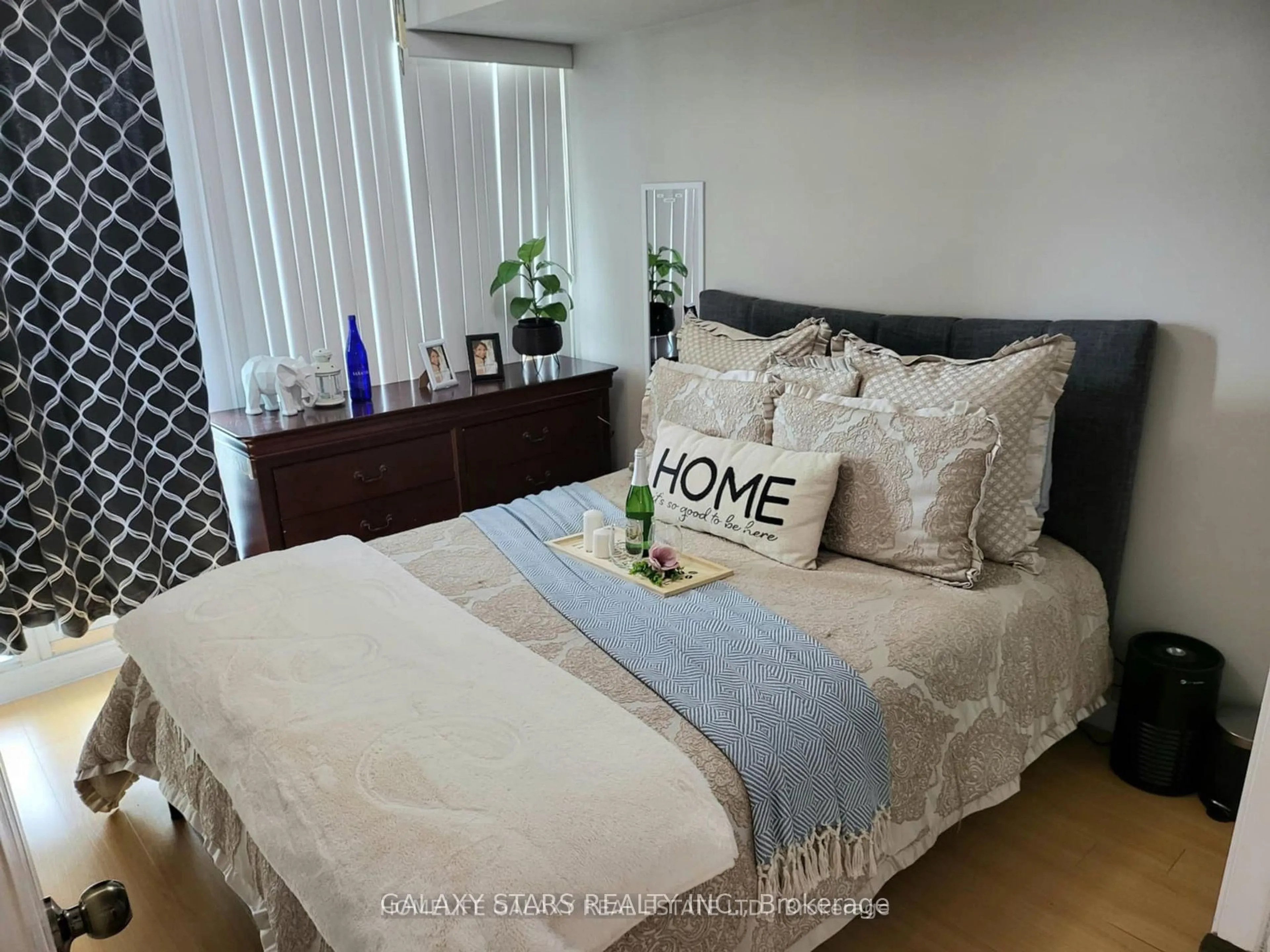 Bedroom with bed, unknown for 68 Grangeway Ave #1109, Toronto Ontario M1H 0A1