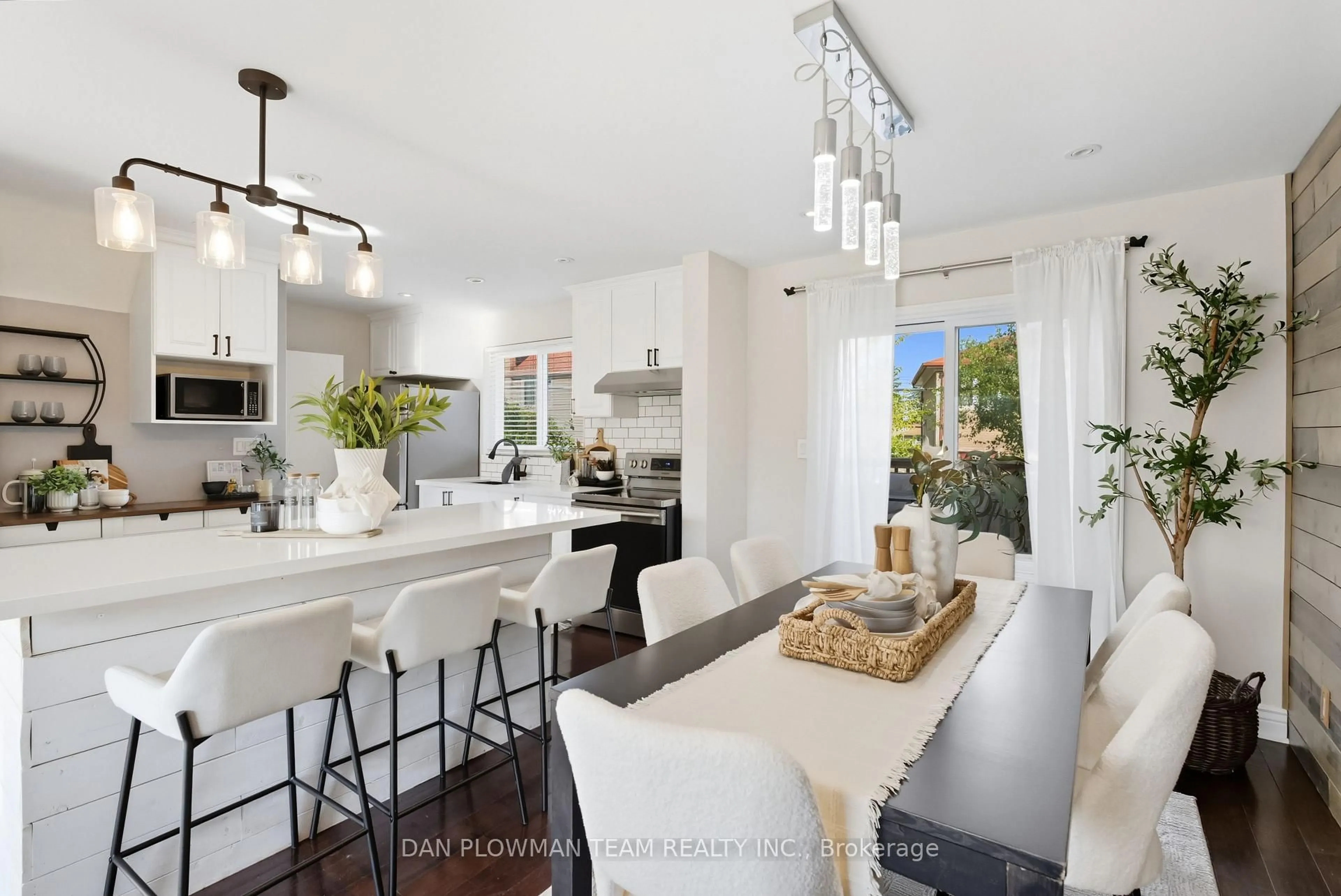 Open concept kitchen, ceramic/tile floor for 22 Athenia Crt, Toronto Ontario M1E 2C1