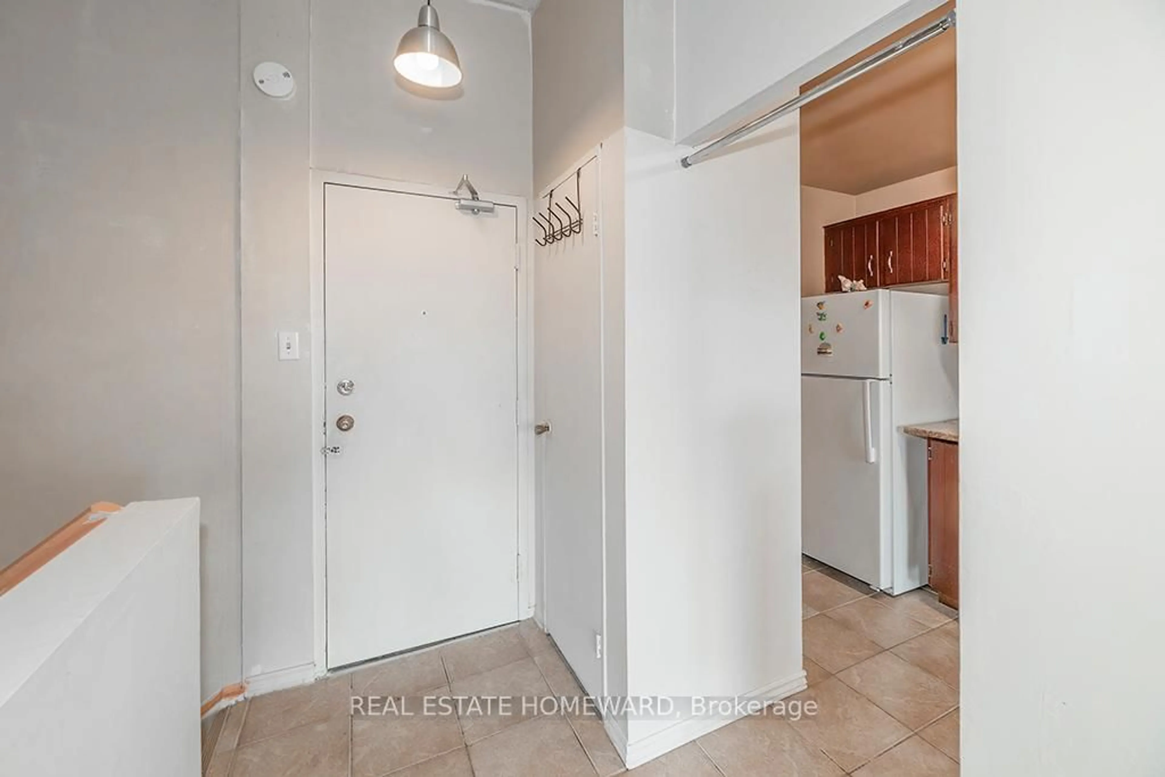 Unknown for 4060 Lawrence Ave #505, Toronto Ontario M1E 4V4