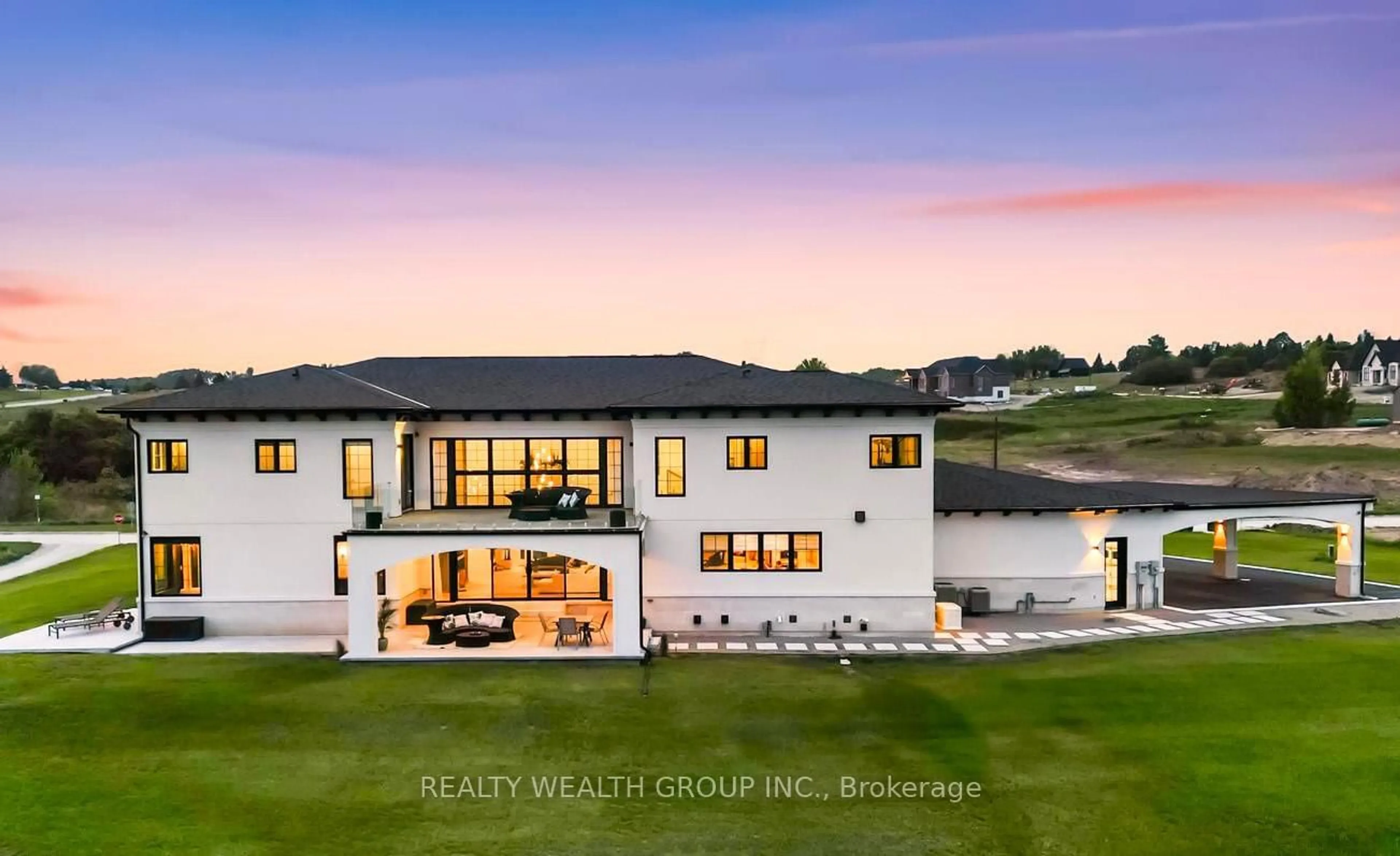 Unknown for 105 Franklin Cres, Whitby Ontario L0B 1A0