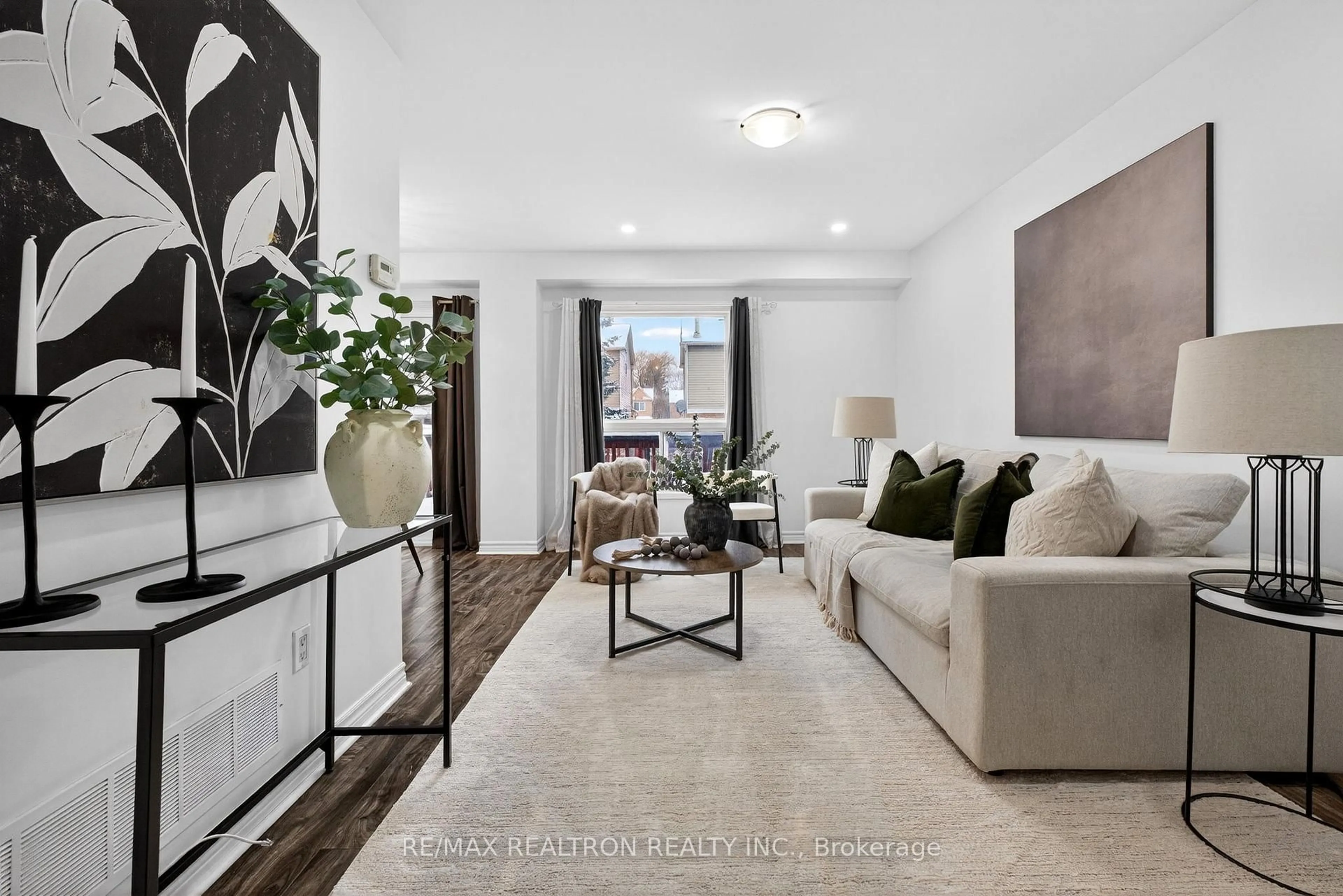 Living room with furniture, unknown for 56 Gates Cres, Ajax Ontario L1S 7E5