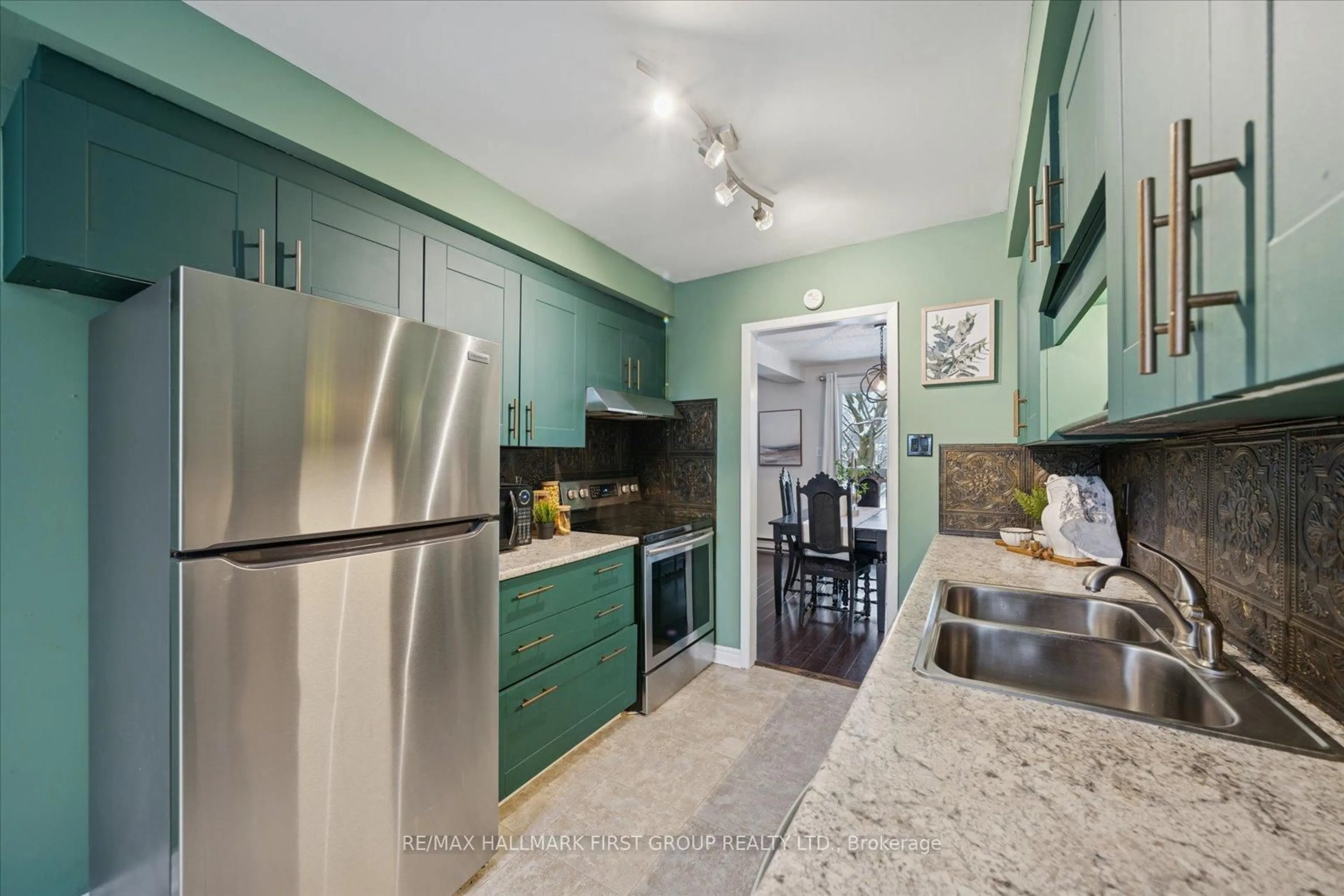 Unknown for 1360 Glenanna Rd #10A, Pickering Ontario L1V 2T5