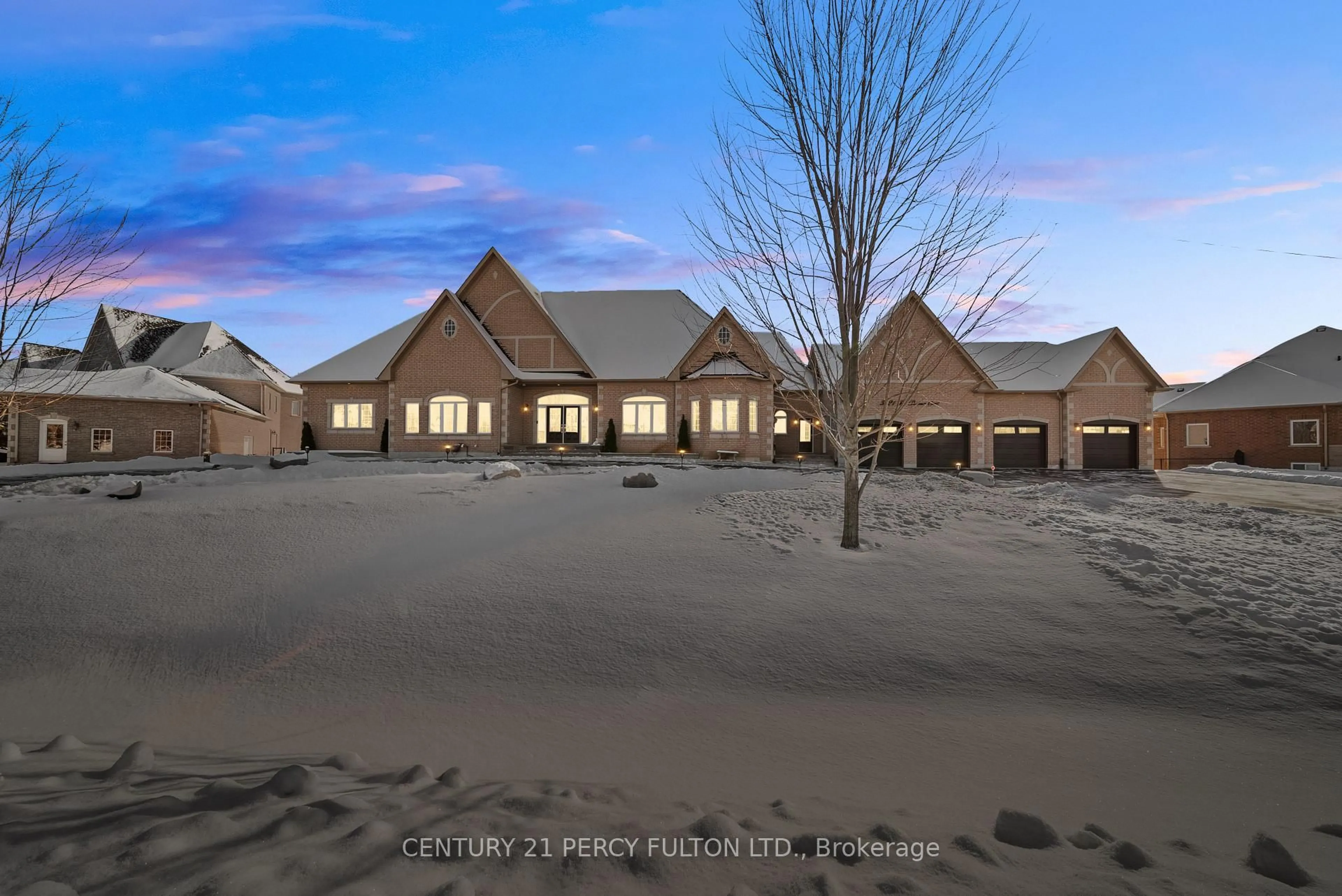 A pic from outside/outdoor area/front of a property/back of a property/a pic from drone, street for 5121 Tom Thomson Crt, Pickering Ontario L1Y 0A1