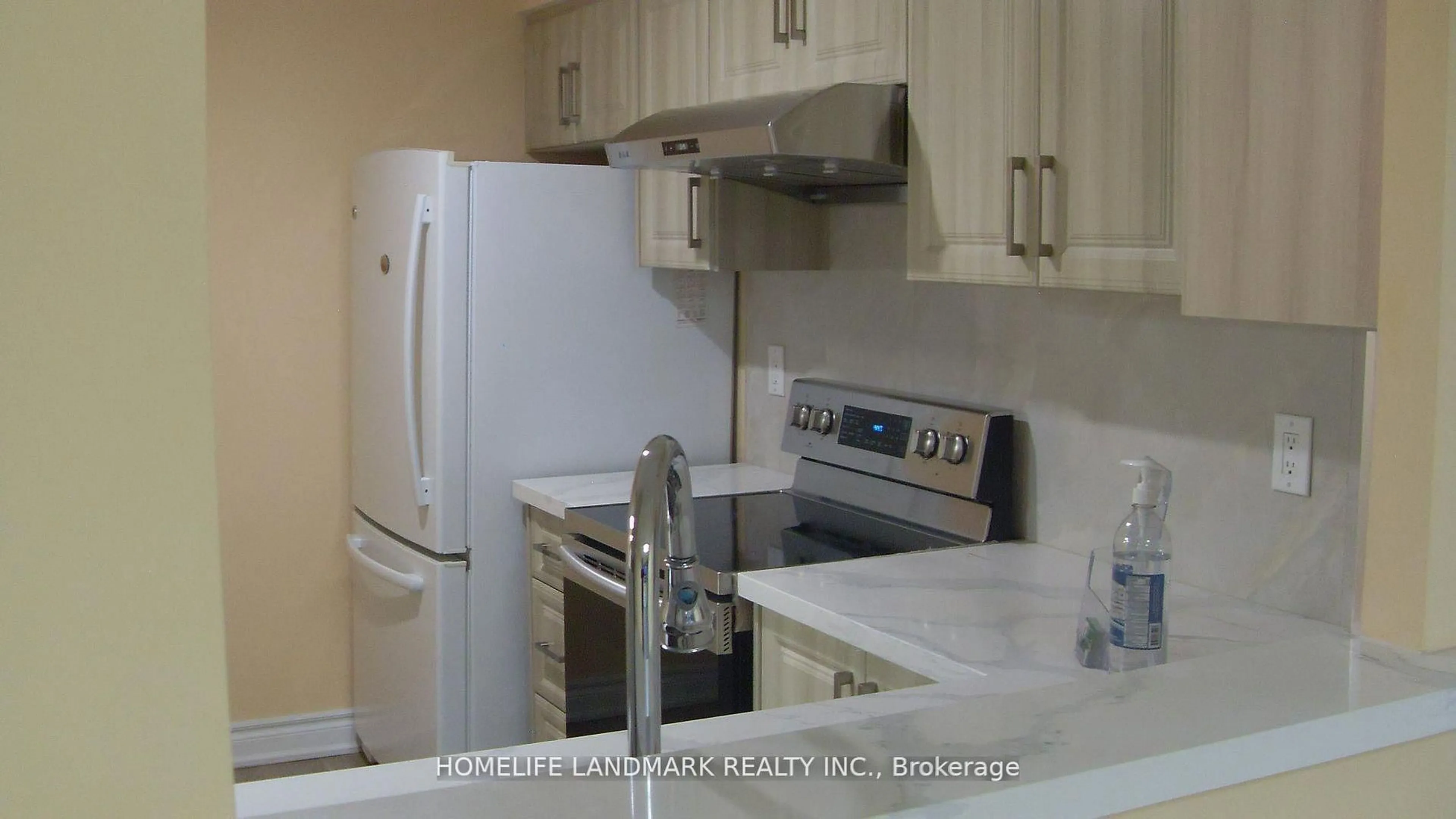 Standard kitchen, unknown for 4725 Sheppard Ave #1802, Toronto Ontario M1S 5B2