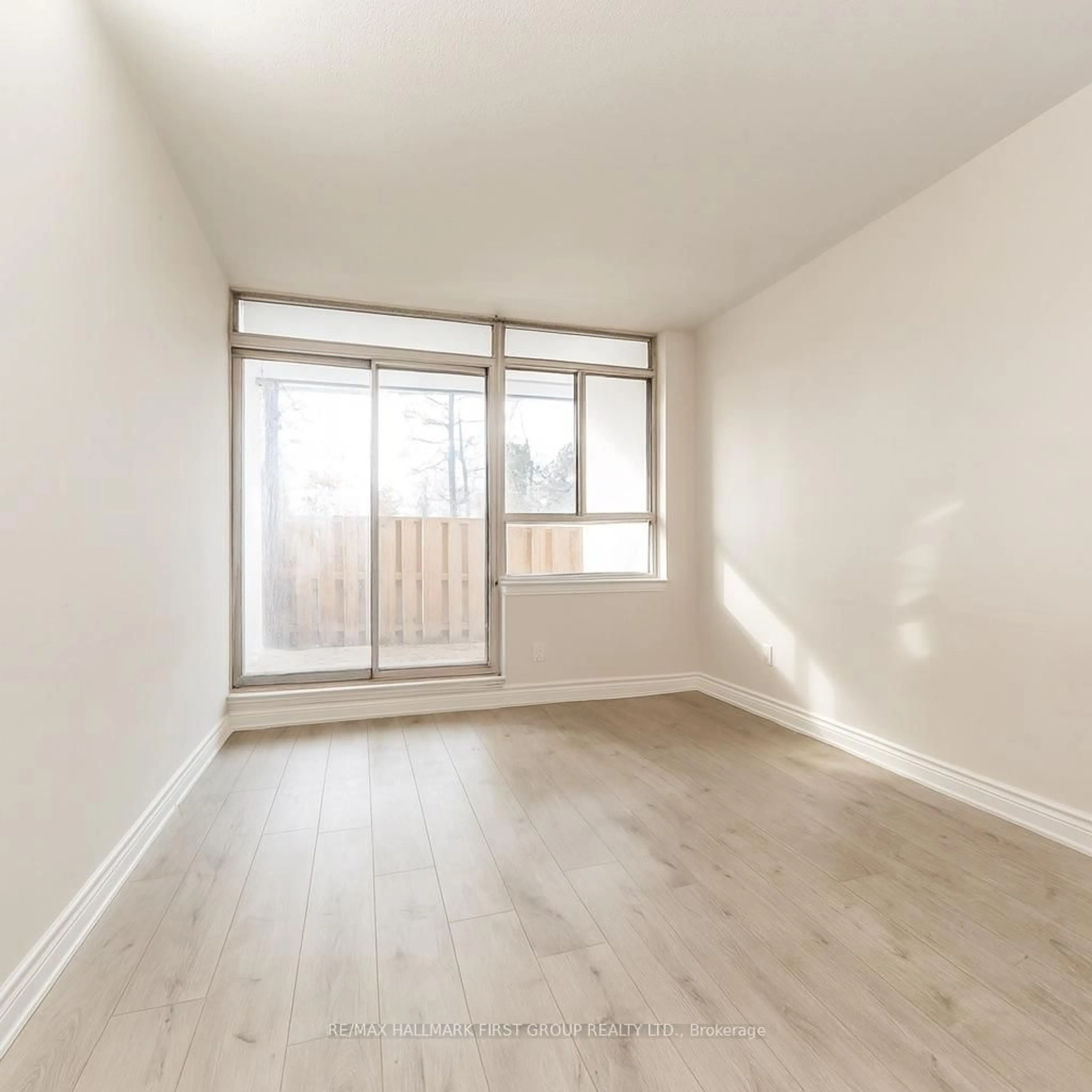 A pic of a room for 100 Wingarden Crt #103, Toronto Ontario M1B 2P4