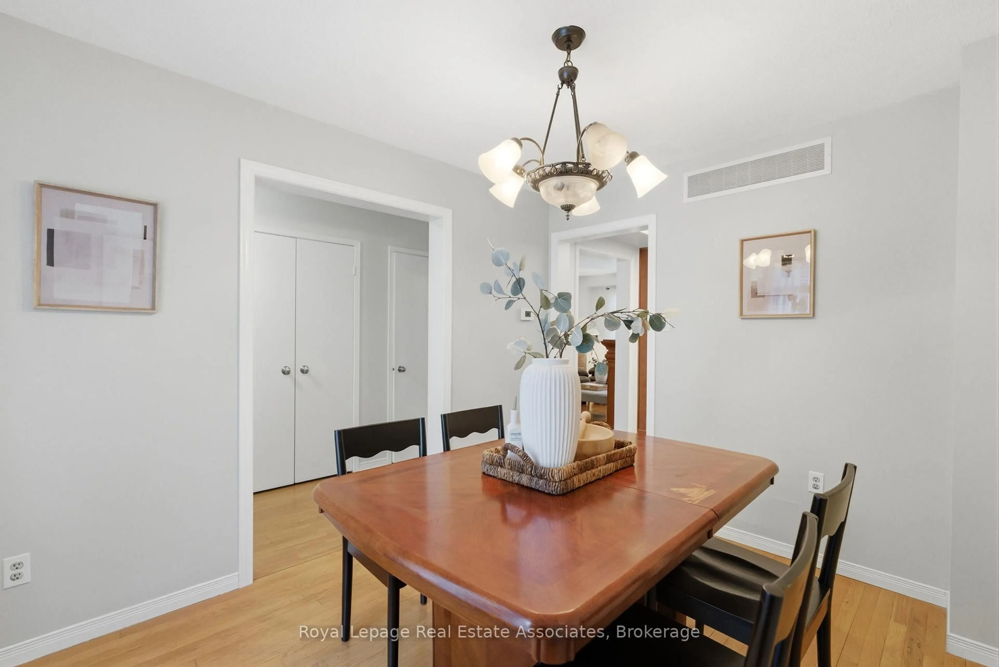 Dining room, wood/laminate floor for 38 Bluebell Cres, Whitby Ontario L1P 1L1