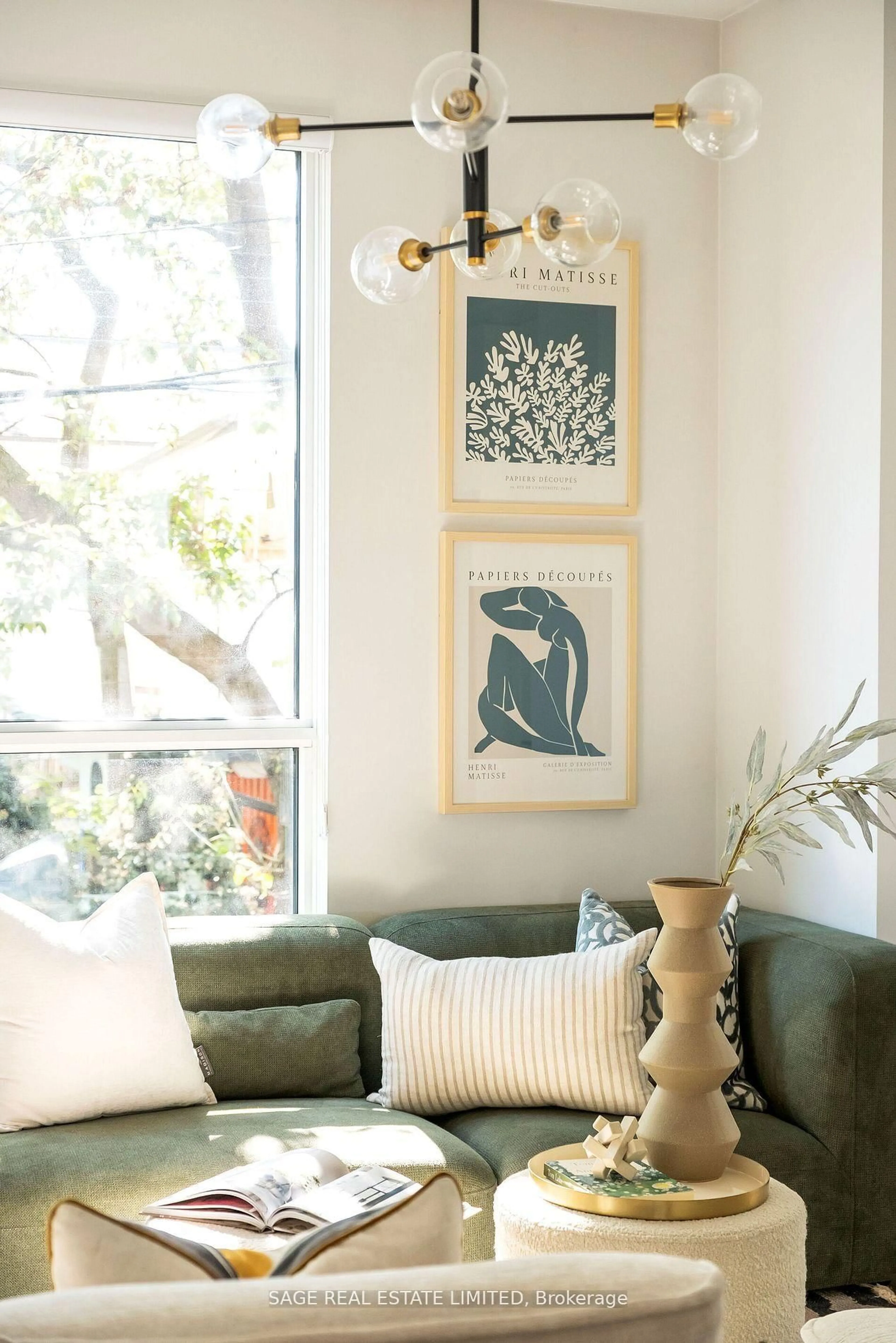 Living room with furniture, unknown for 1331 Queen St #Th01, Toronto Ontario M4L 0B1