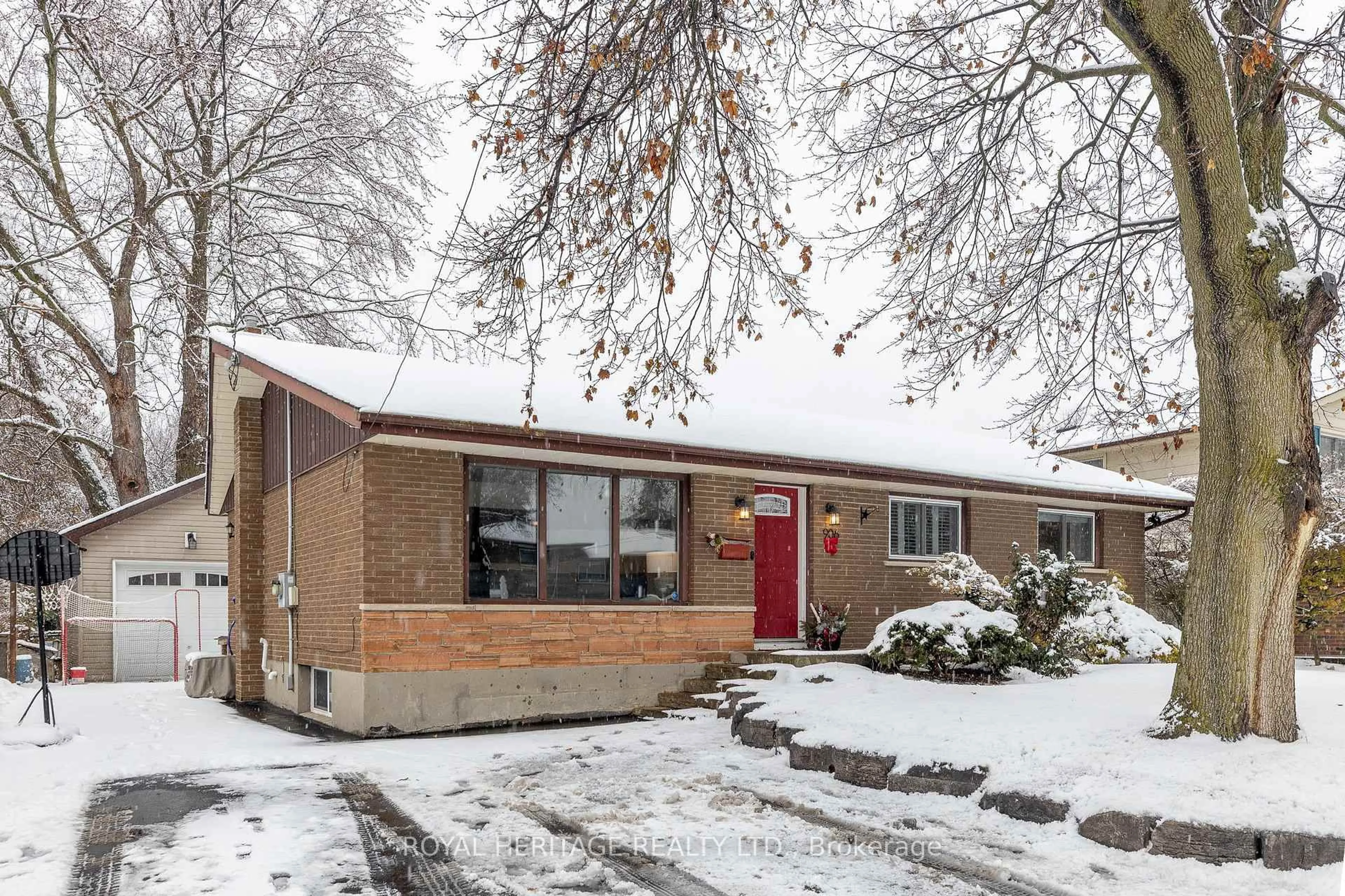 Home with brick exterior material, street for 906 Dunlop St, Whitby Ontario L1N 1T2