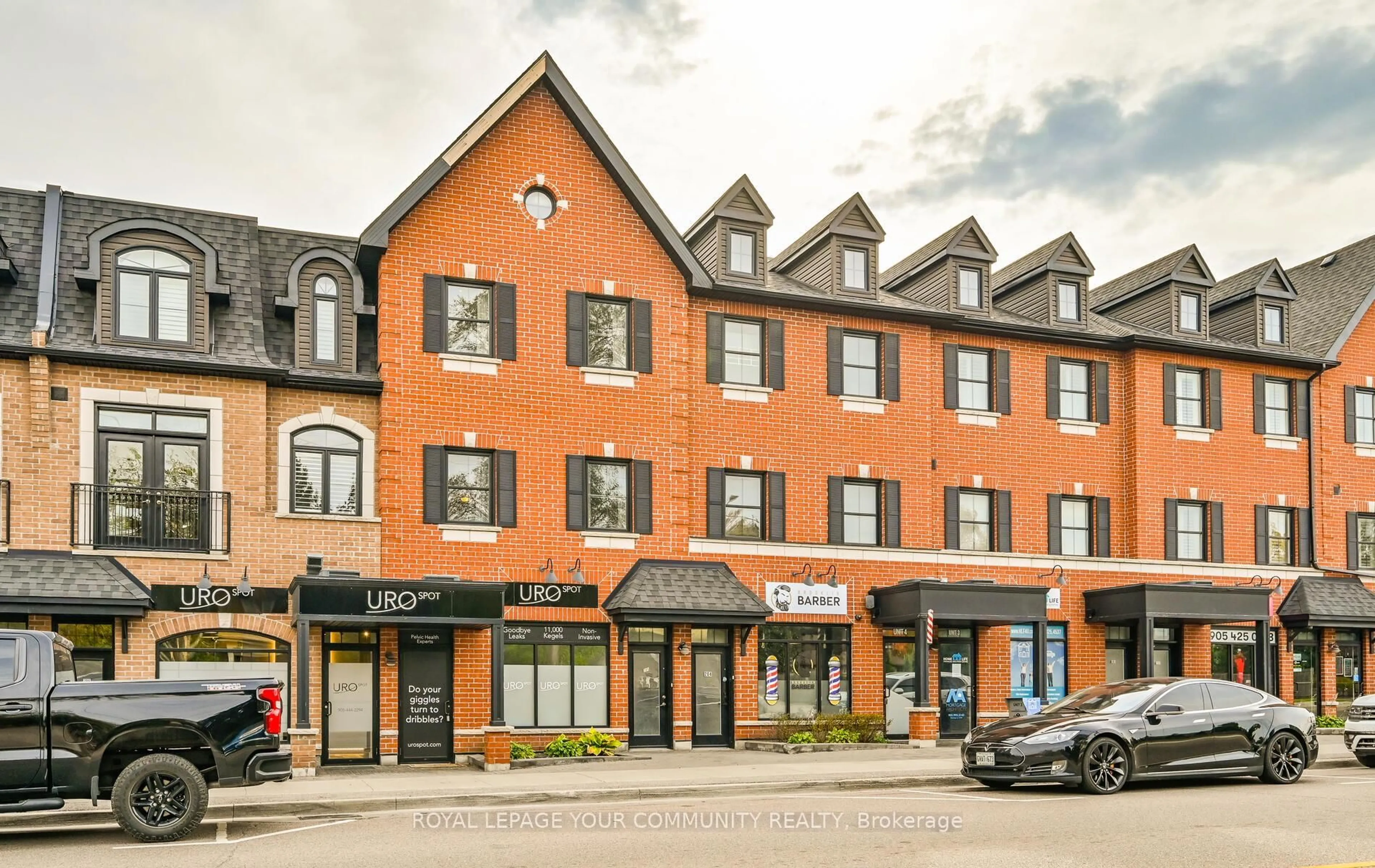 Unknown for 17 Baldwin St #205, Whitby Ontario L1M 1A2