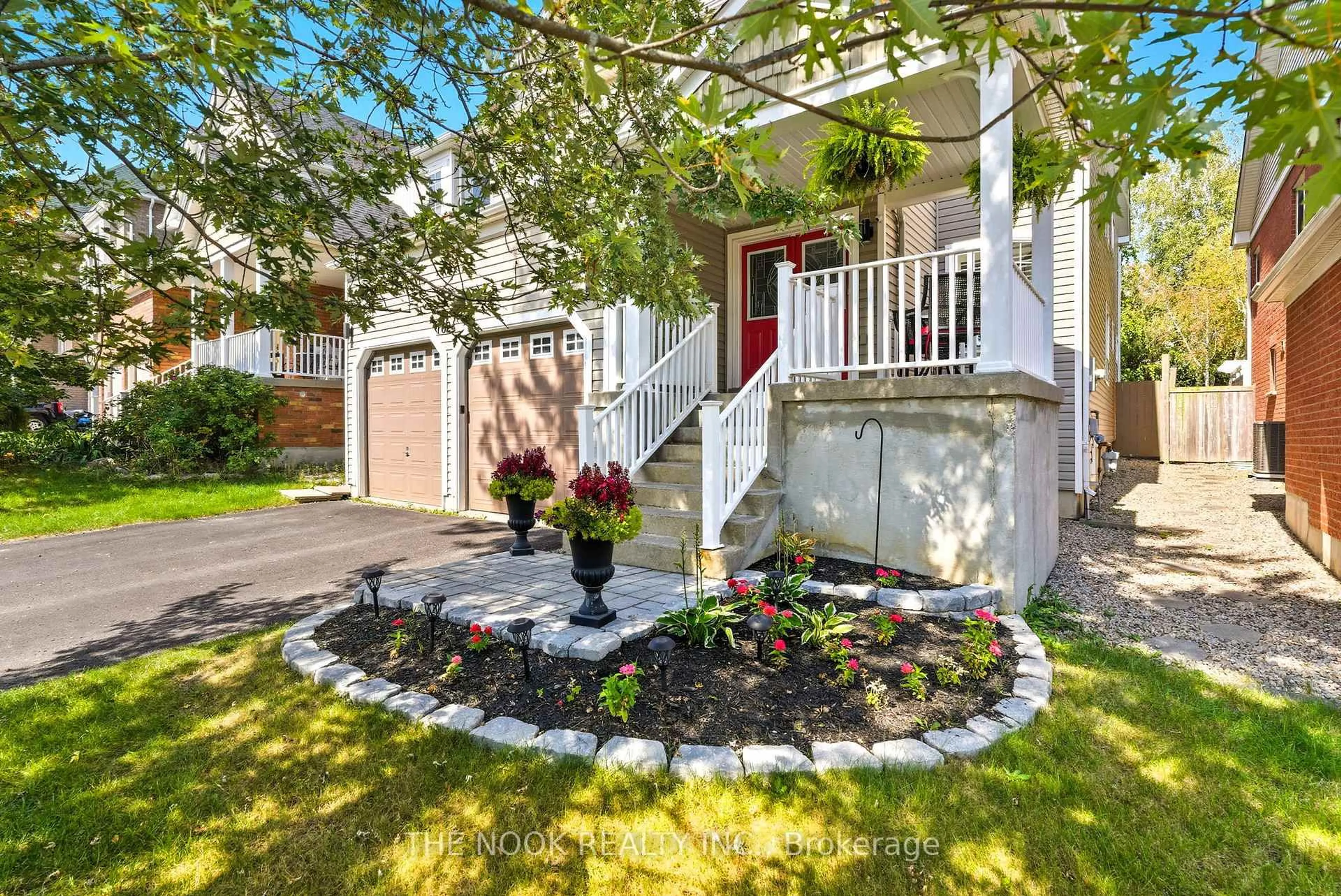 Unknown for 1624 Docking Crt, Oshawa Ontario L1K 0H3