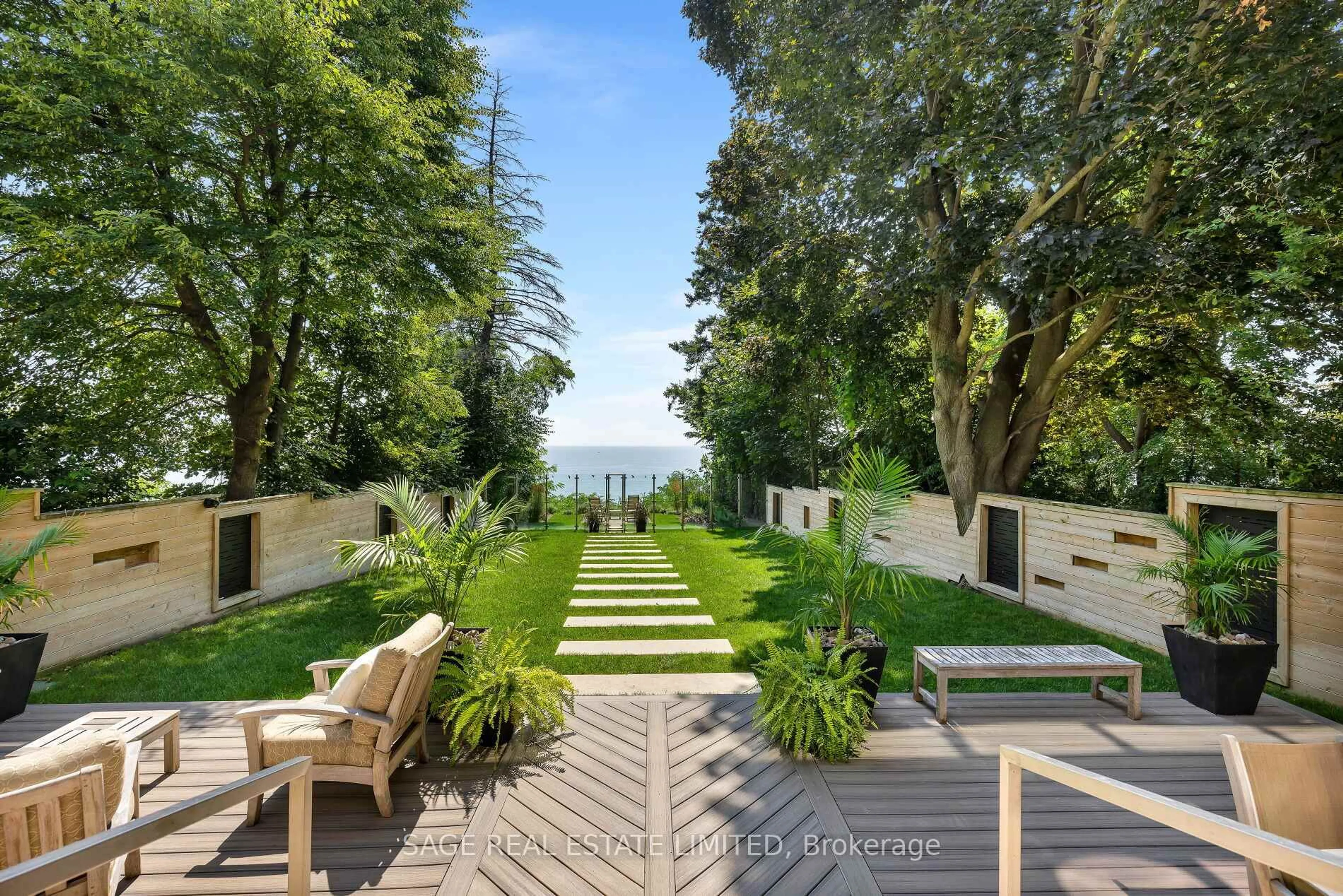 Patio, water/lake/river/ocean view for 79 Fishleigh Dr, Toronto Ontario M1N 1H3