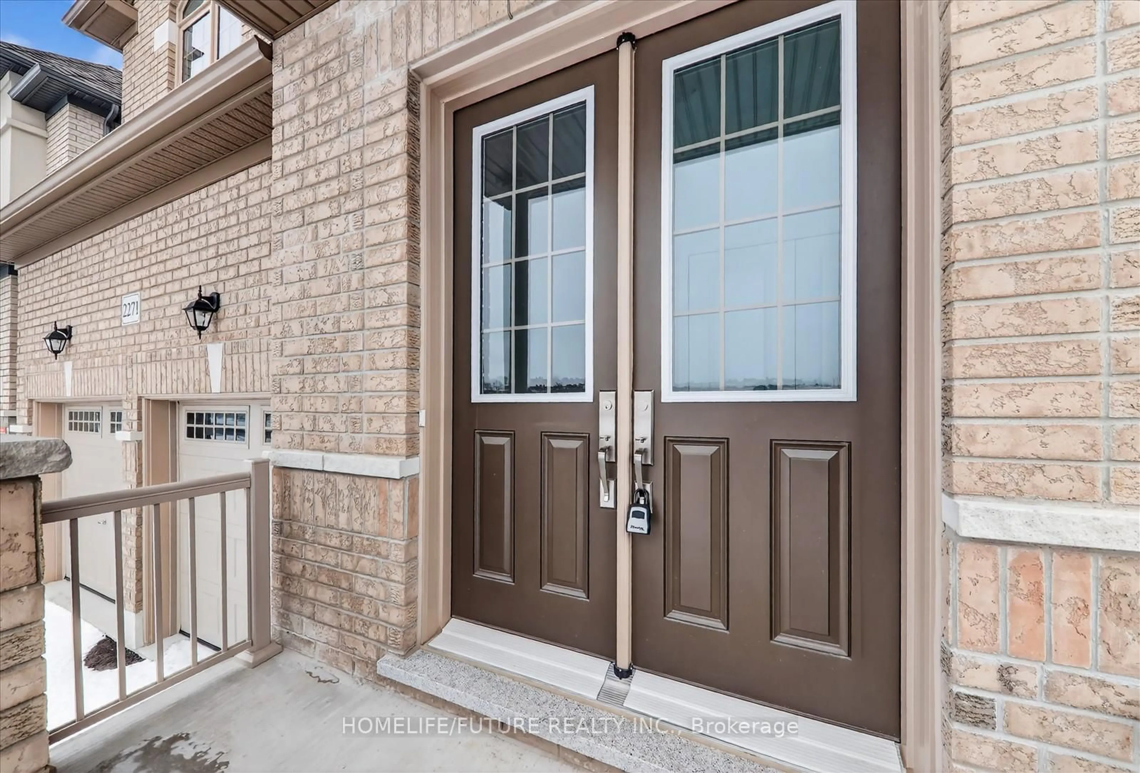 Indoor entryway for 2271 Rudell Rd, Clarington Ontario L1B 0W4