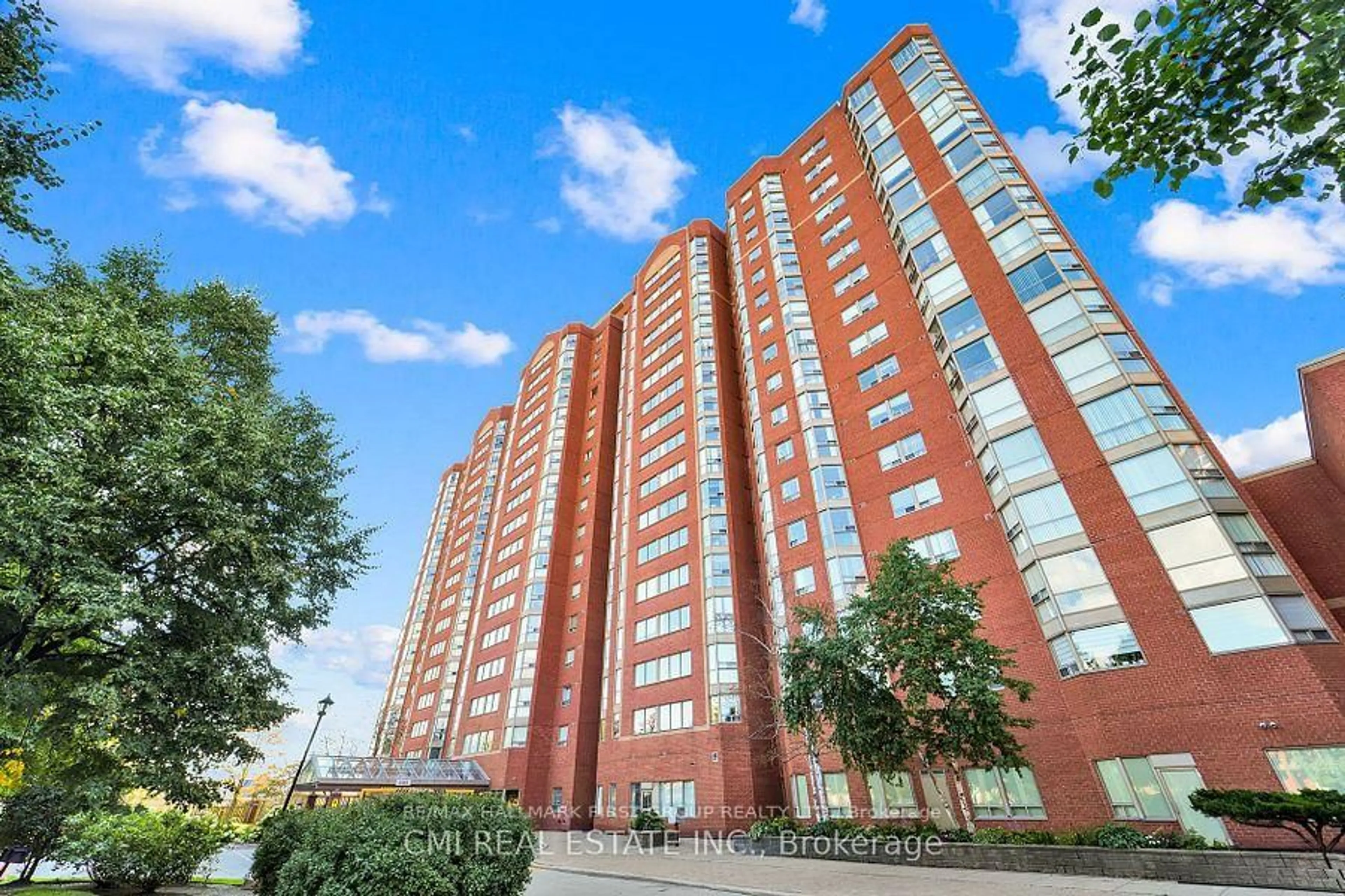 Balcony in the apartment, building for 2466 Eglinton Ave #807, Toronto Ontario M1K 5J8