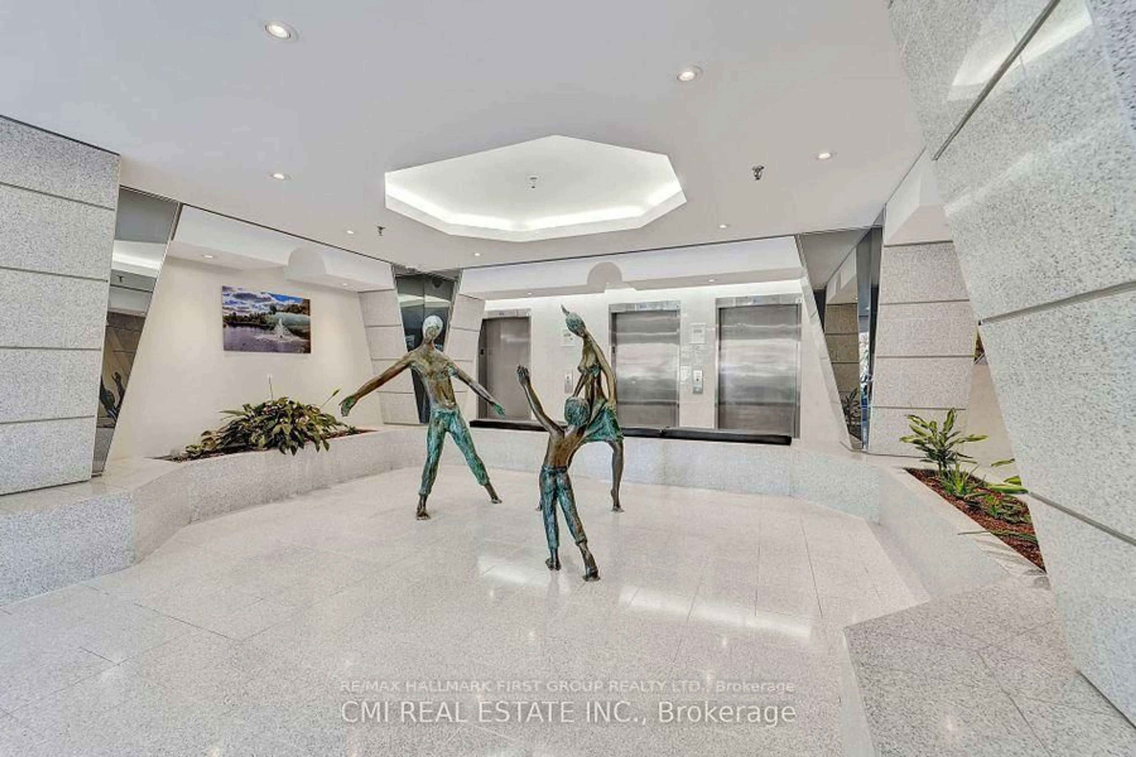 Lobby for 2466 Eglinton Ave #807, Toronto Ontario M1K 5J8