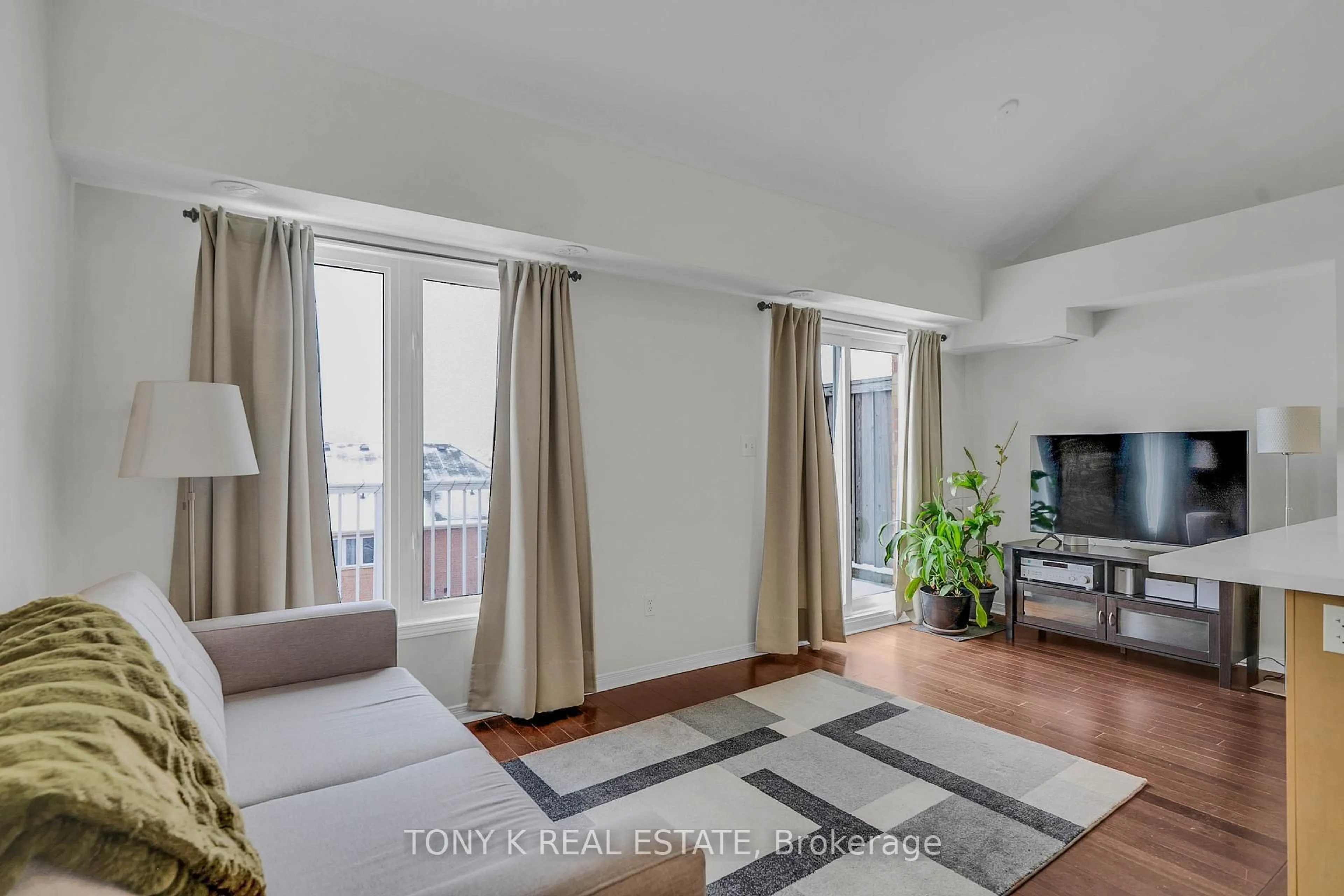 Living room with furniture, unknown for 651 B Warden Ave #36, Toronto Ontario M1L 0E8