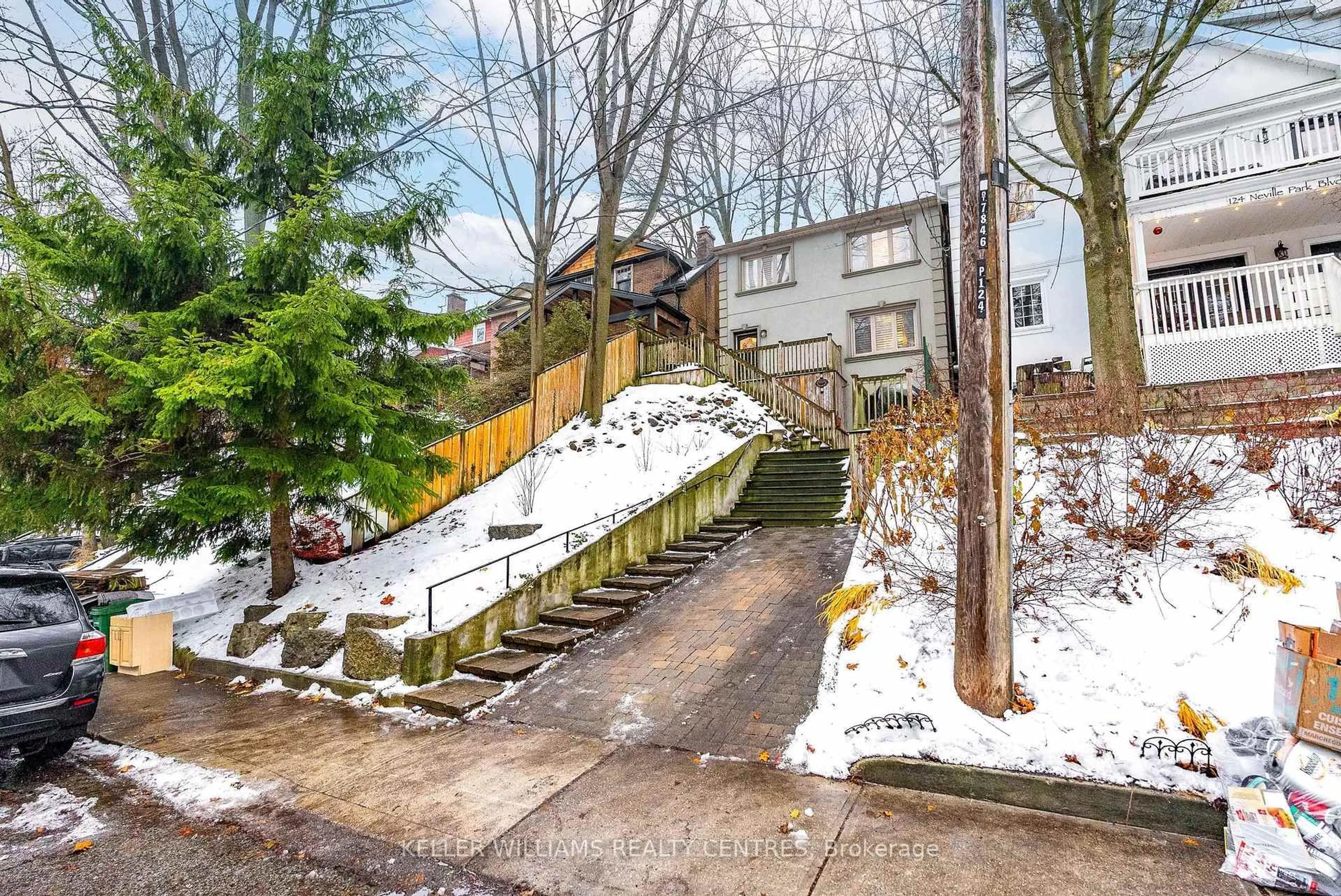 Unknown for 122A Neville Park Blvd, Toronto Ontario M4E 3P8