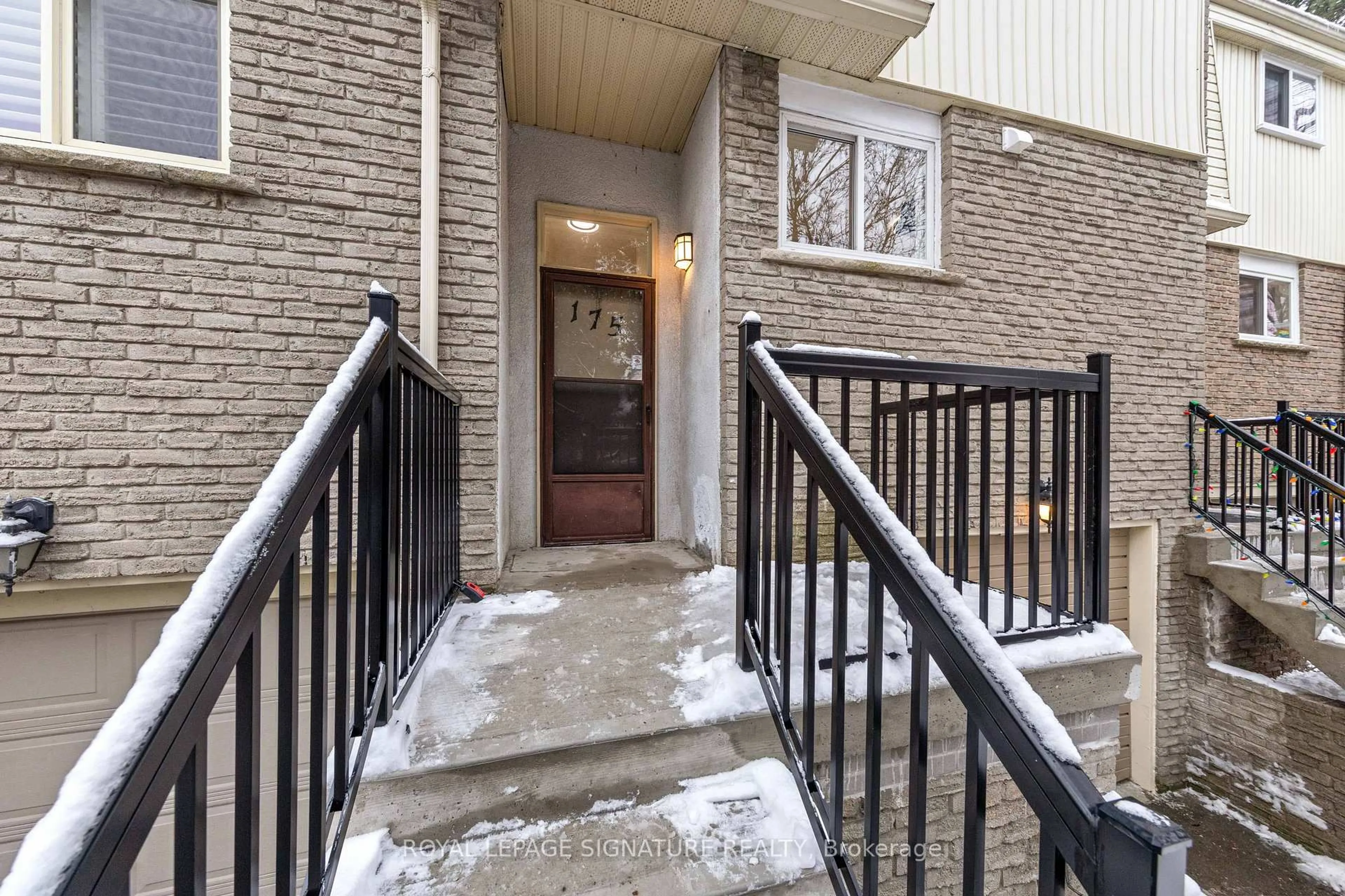 Unknown for 1915 Denmar Rd #175, Pickering Ontario L1V 3E1