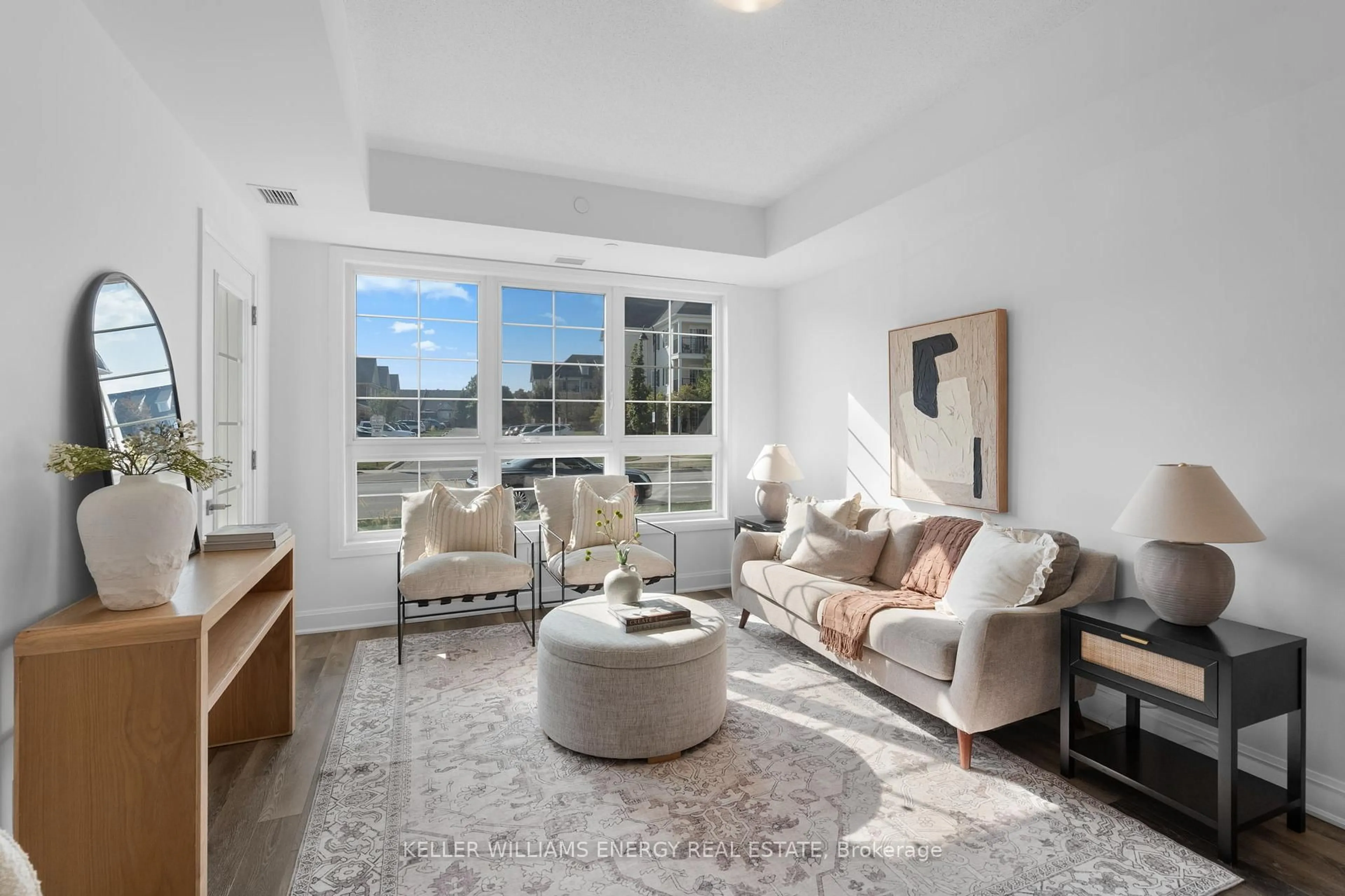 Living room with furniture, unknown for 50 Lakebreeze Dr #106, Clarington Ontario L1B 0V9