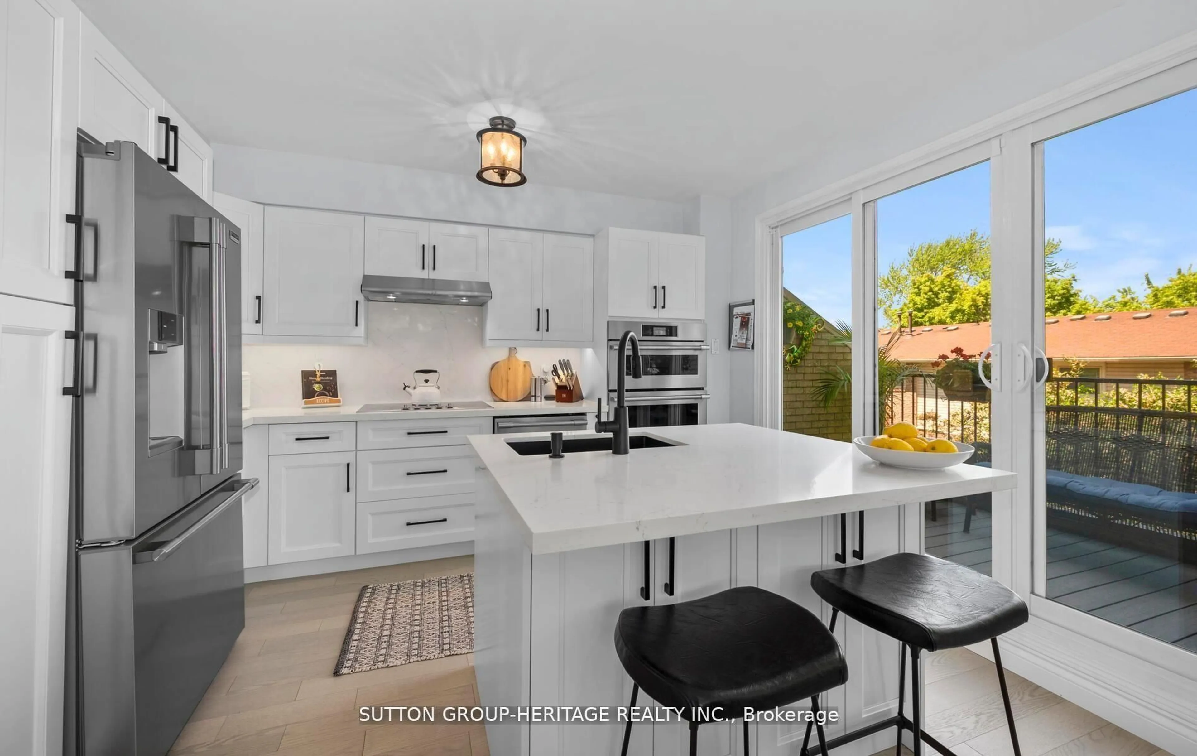 Open concept kitchen, ceramic/tile floor for 2 Cumberland Lane, Ajax Ontario L1S 7K4