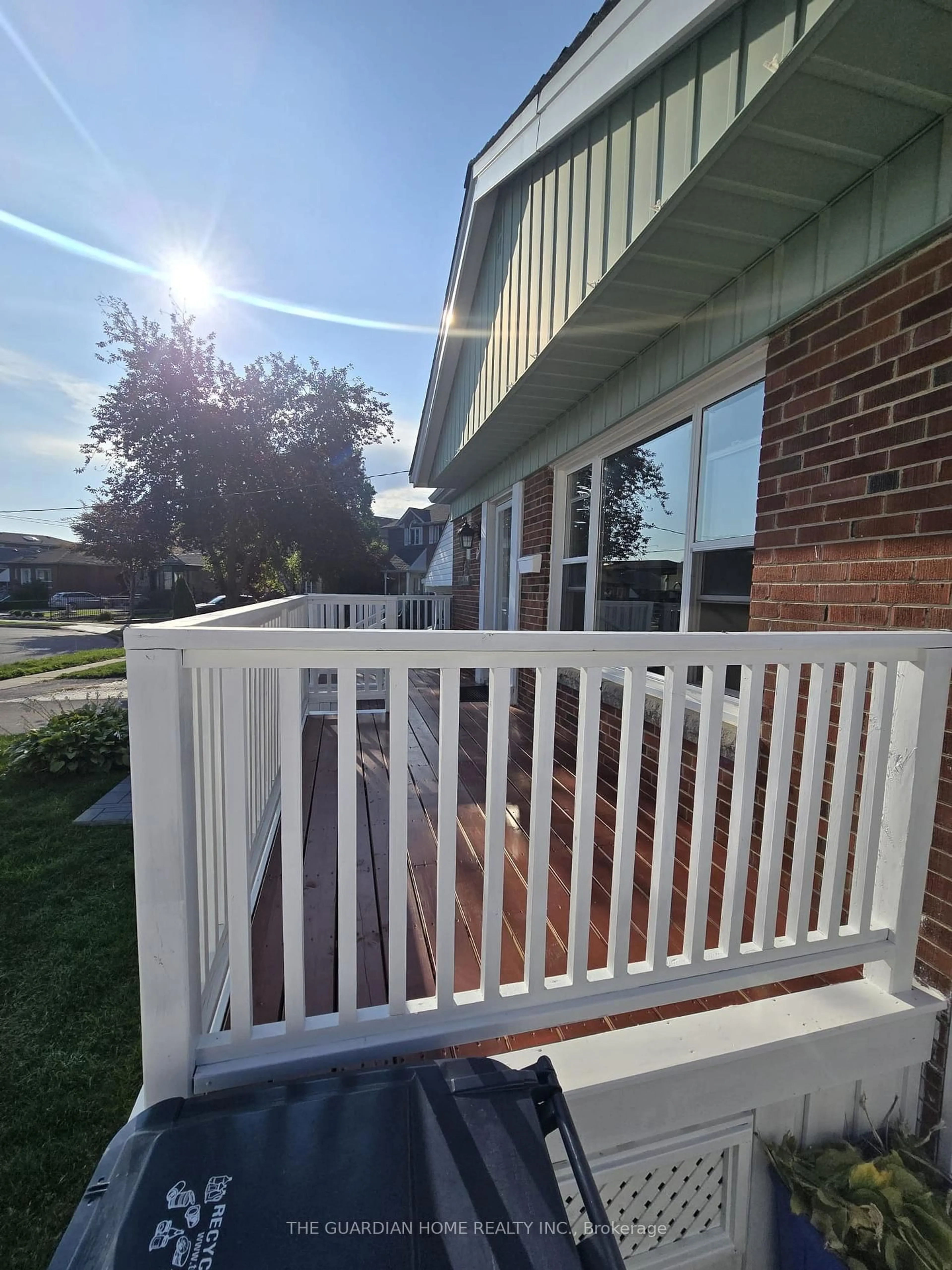 Unknown for 15 Princemere Cres, Toronto Ontario M1R 3W8