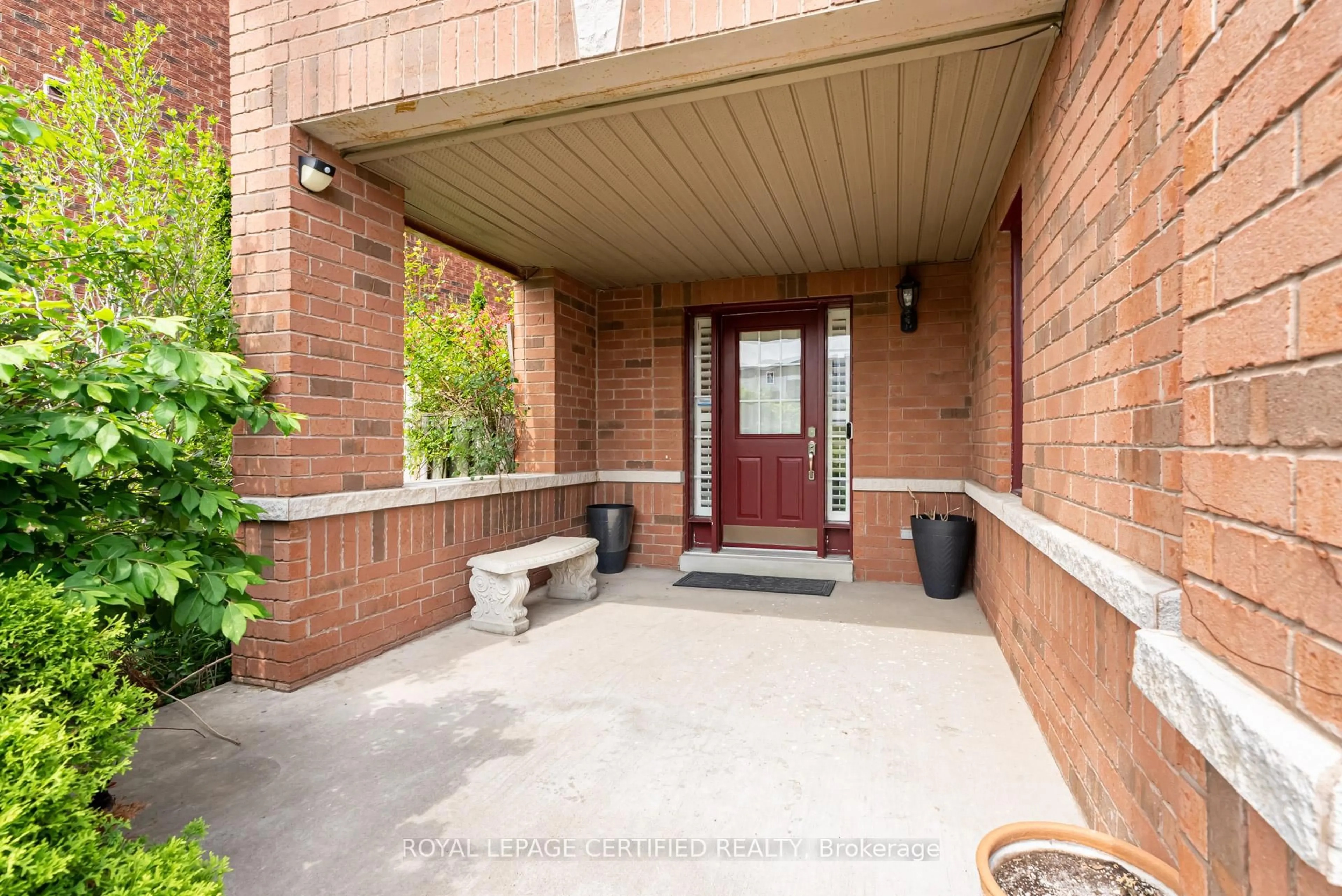 Indoor entryway for 21 Polarlights Way, Toronto Ontario M1X 1Z4